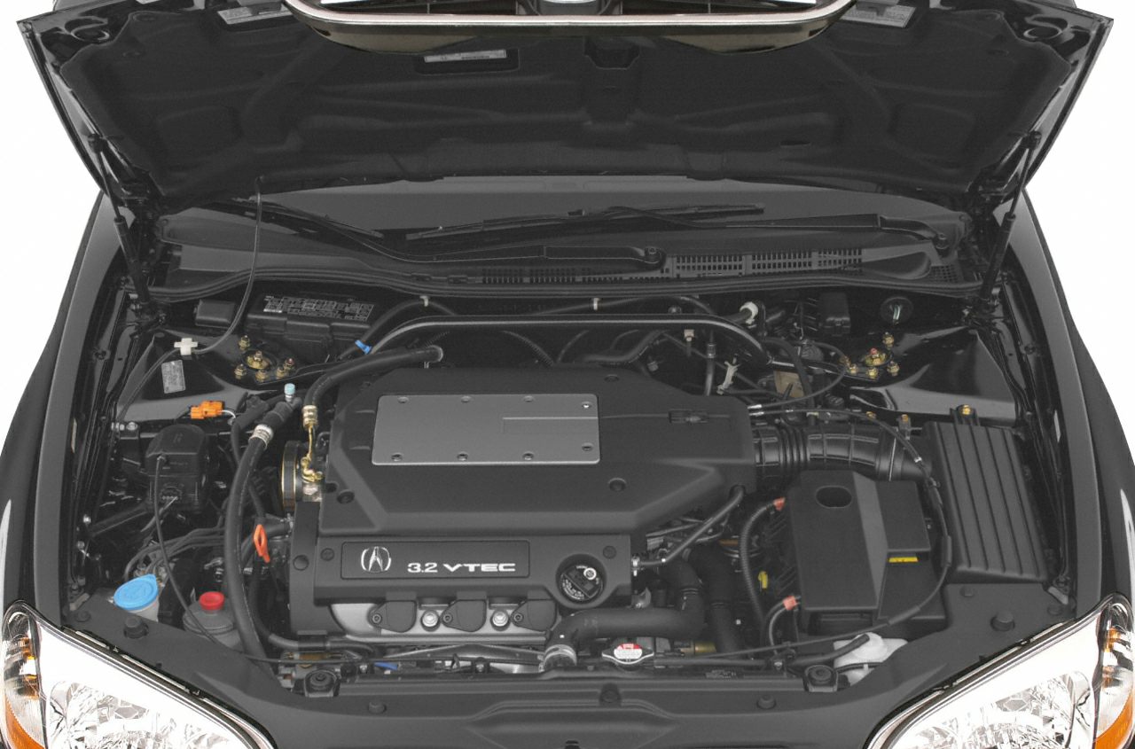 3.2 VTEC engine bay with visible engine components