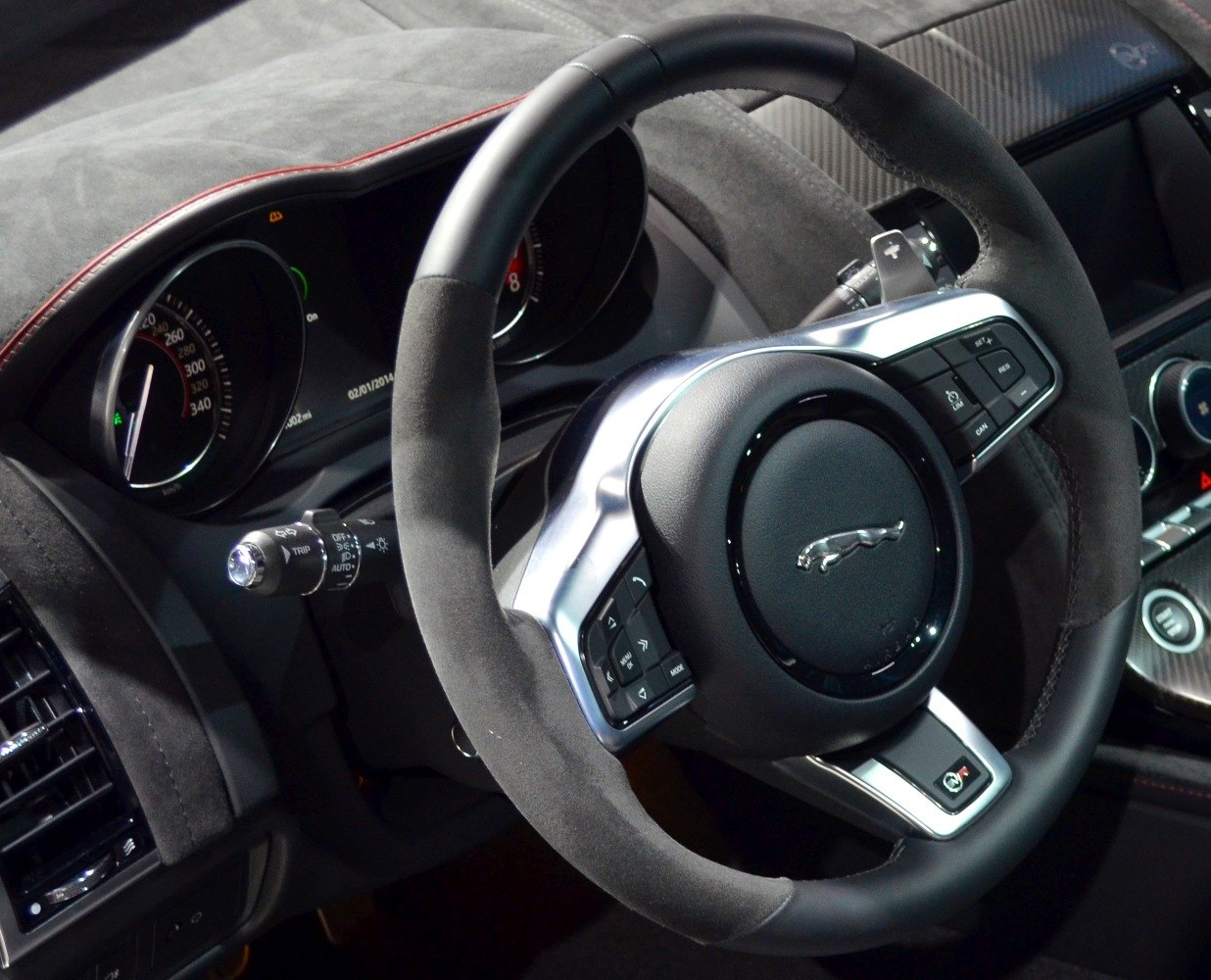Jaguar F-type coupe steering wheel with suede and controls