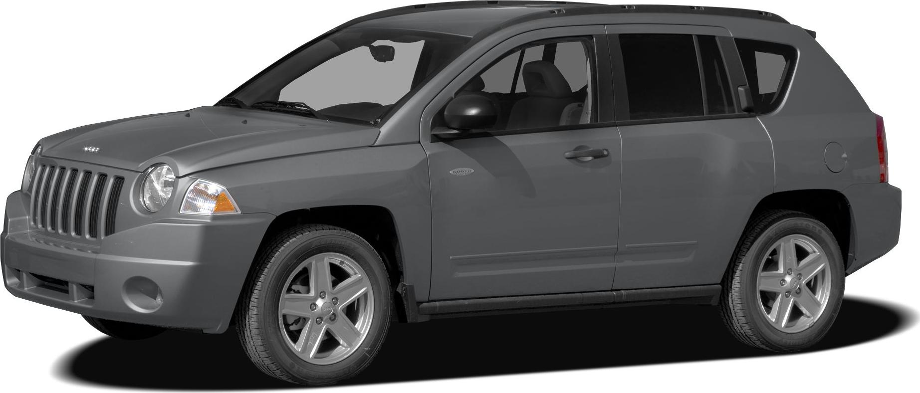Front side view of compact SUV with distinctive grille and alloy wheels