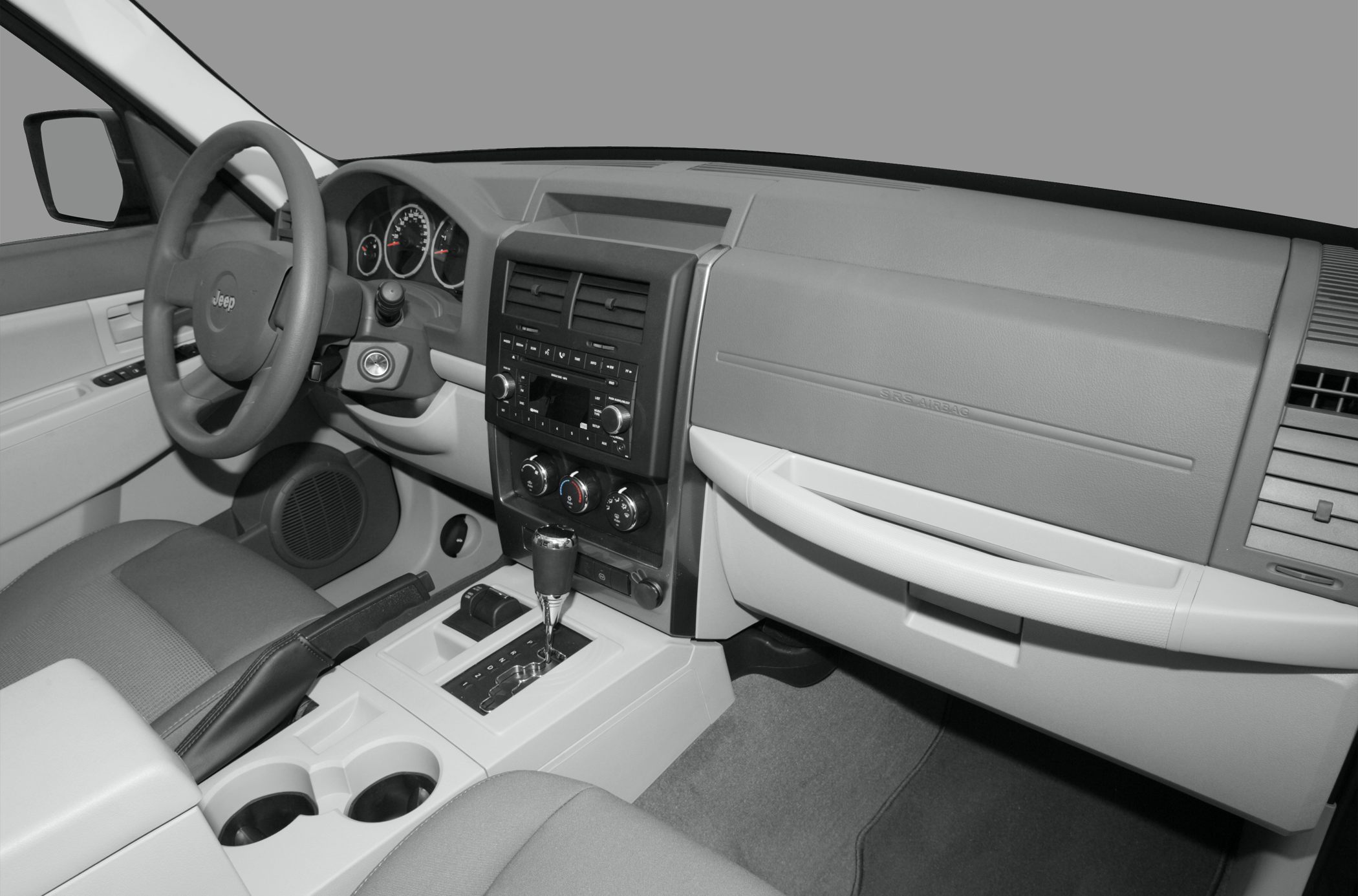 Dashboard, steering wheel, center console with gear shift