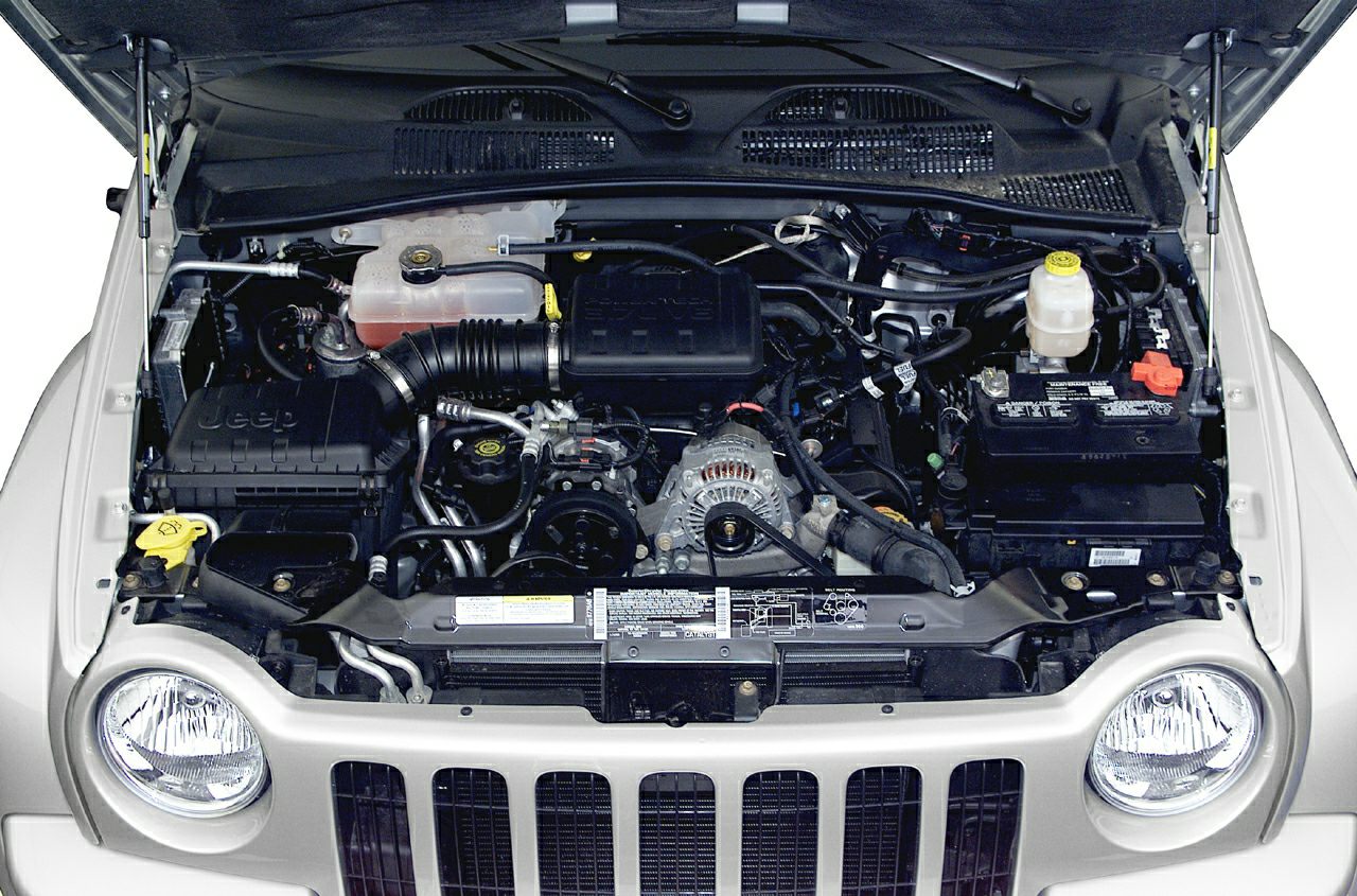 Jeep Liberty I 2001 engine bay with detailed engine components