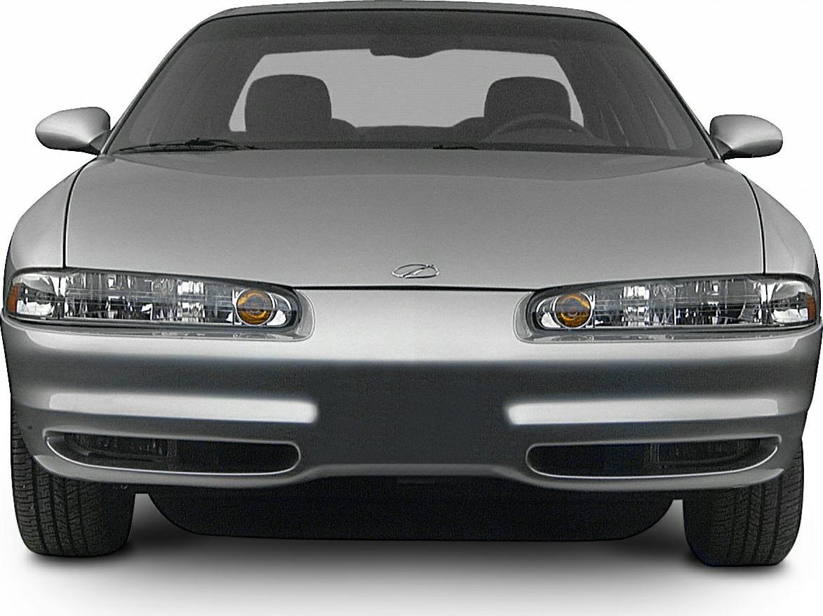 1998 Oldsmobile Intrigue Front View