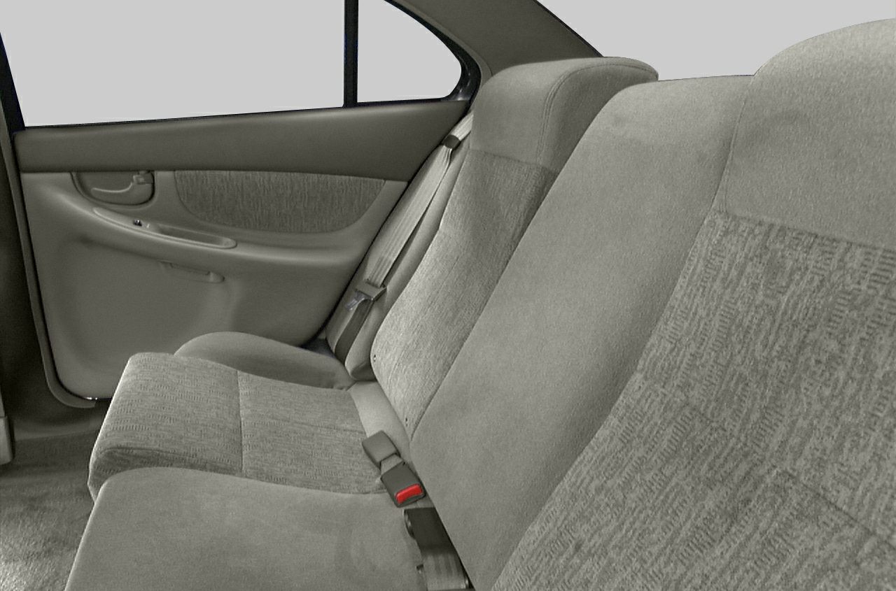 Rear fabric seats and door panel with seat belts