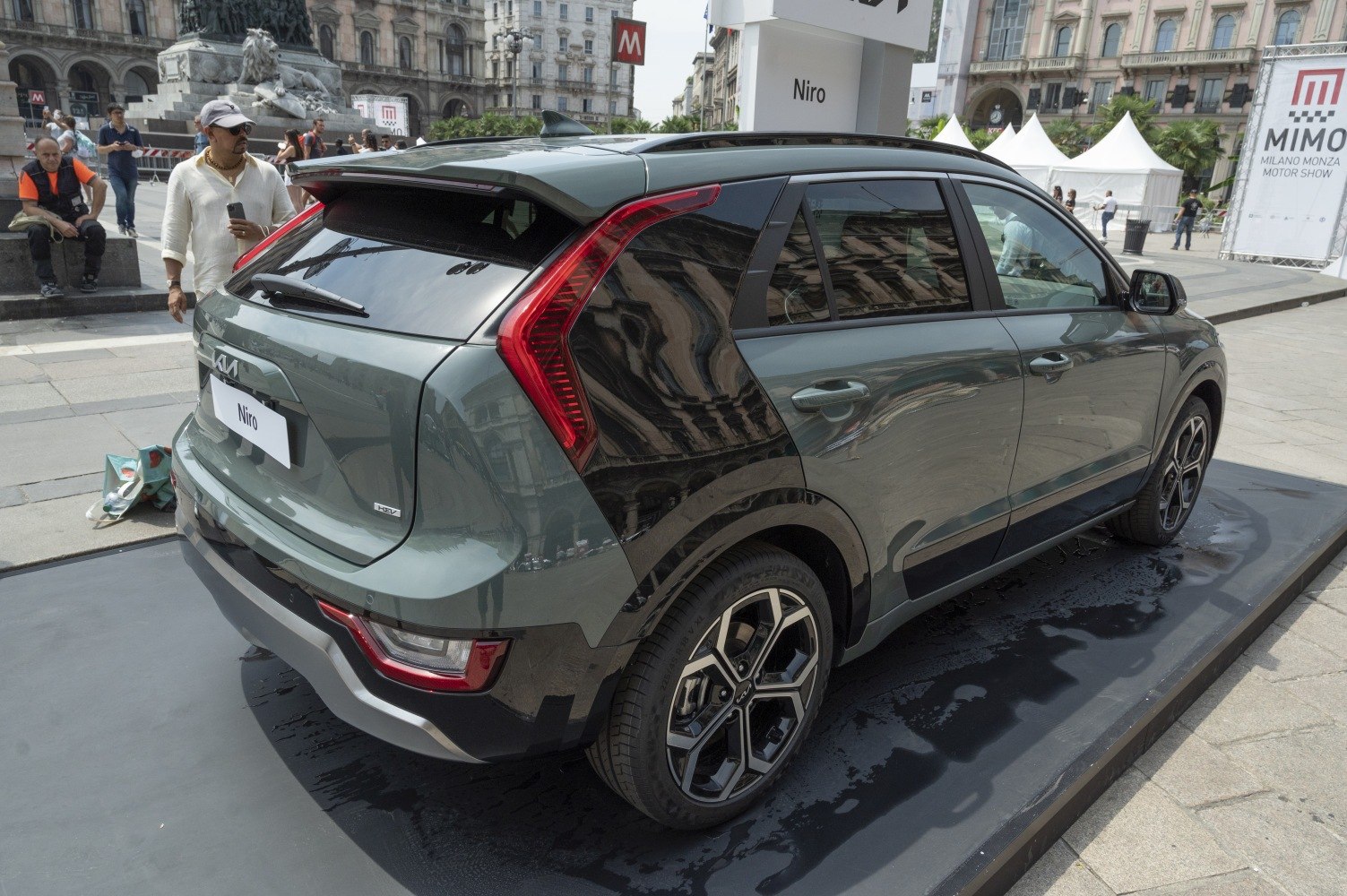 Distinctive rear taillights and alloy wheels on a modern compact SUV