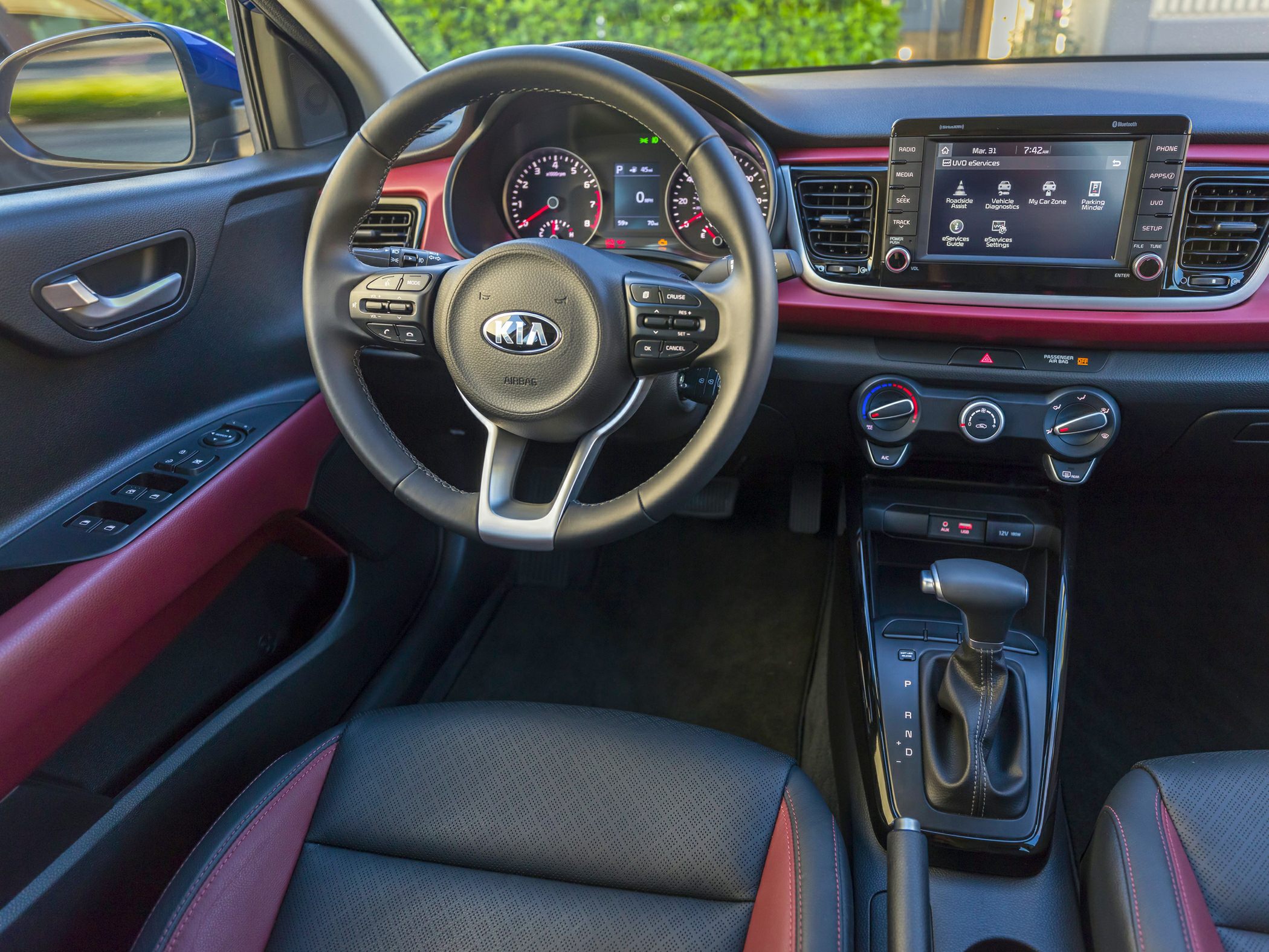 Dashboard, steering wheel, center console interior layout