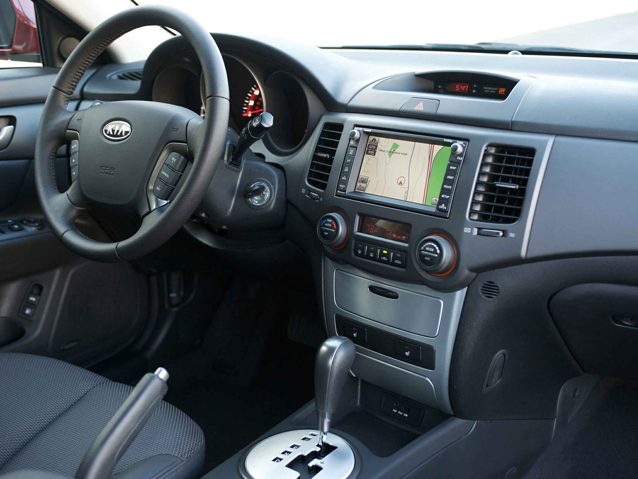 Steering wheel with controls and built-in GPS navigation system