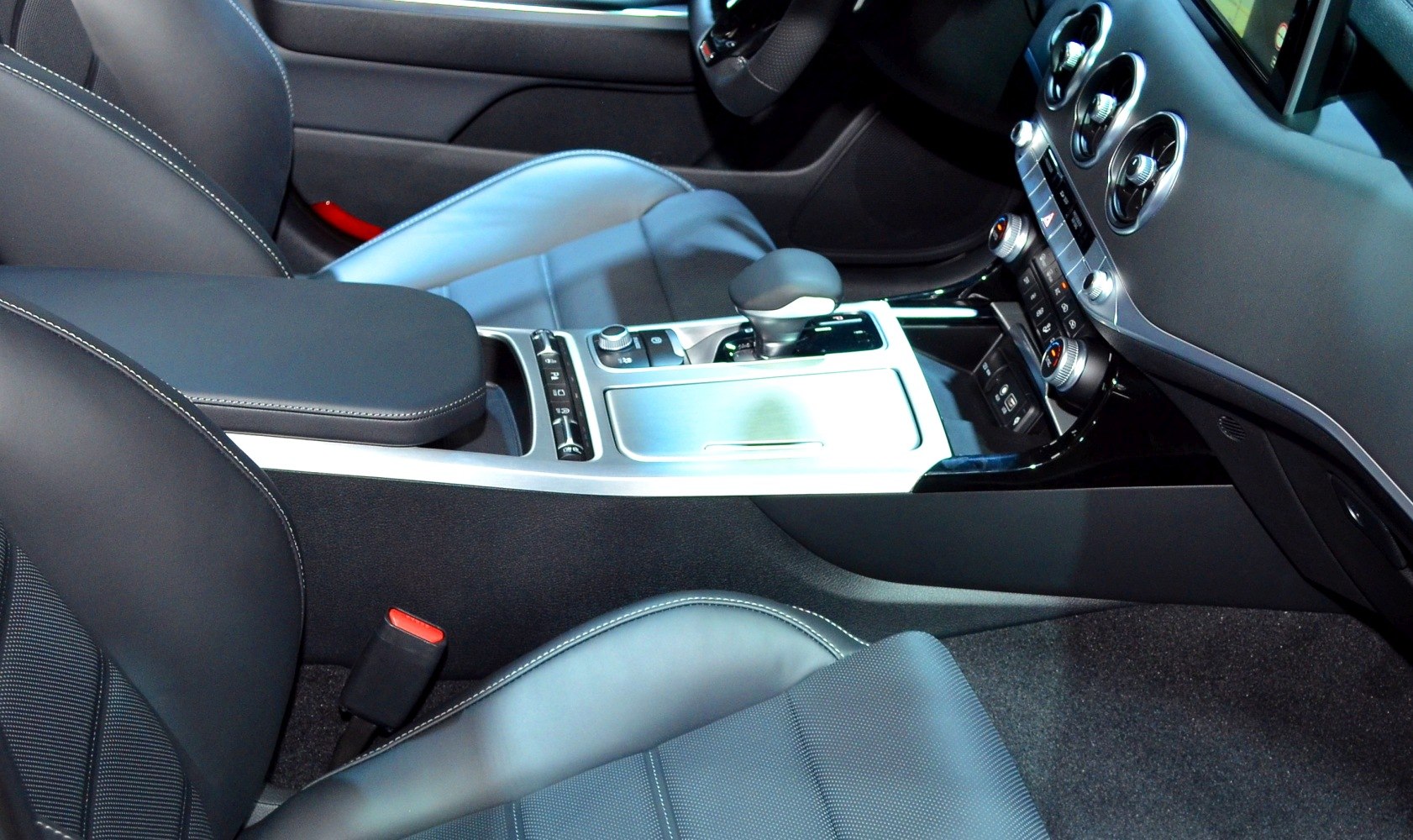 Interior center console with gear shift and seats
