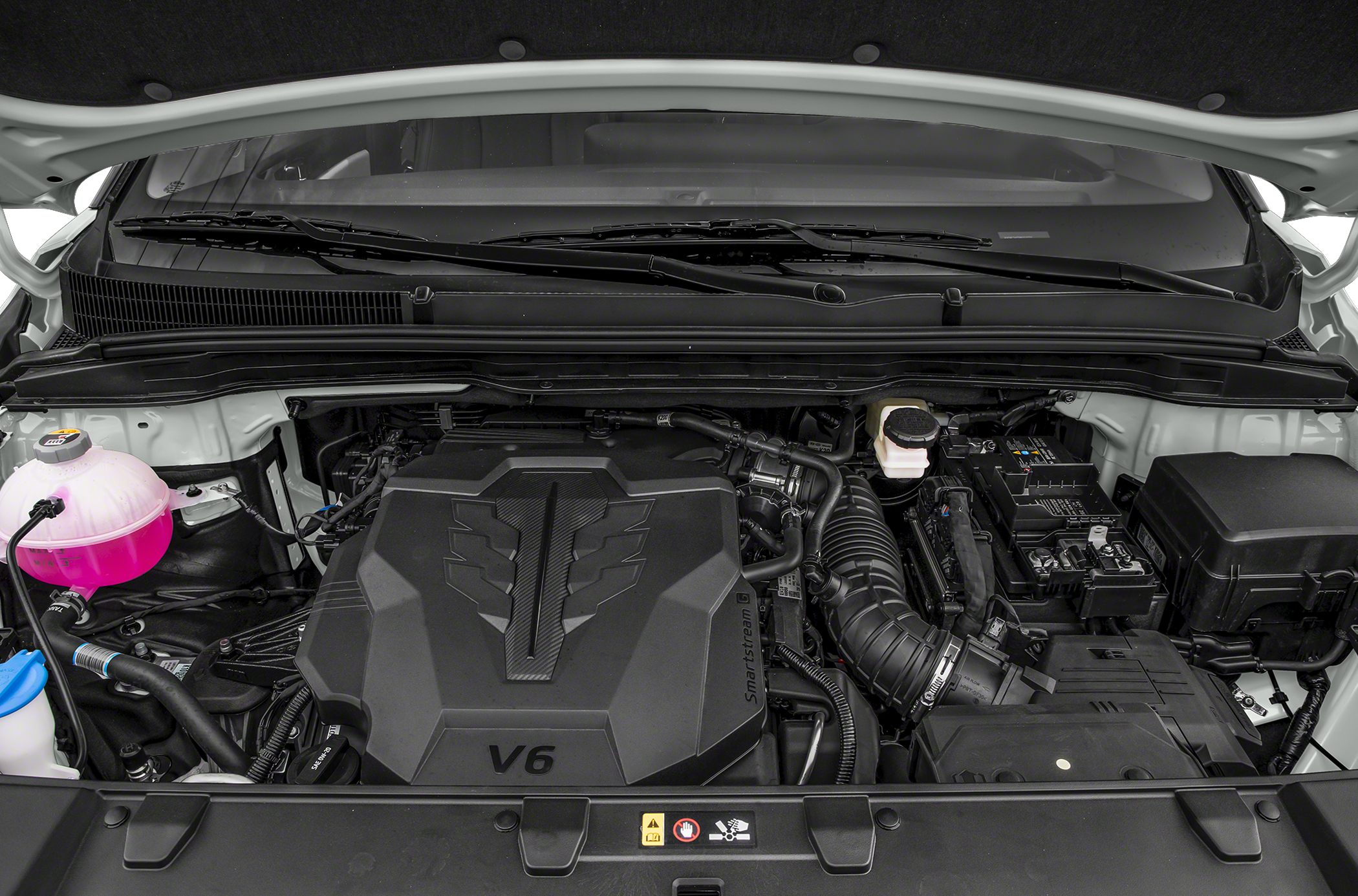 V6 engine with Smartstream cover and engine bay layout