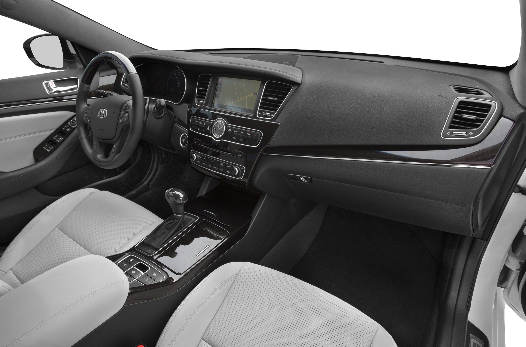 Dashboard with GPS navigation and light leather seats