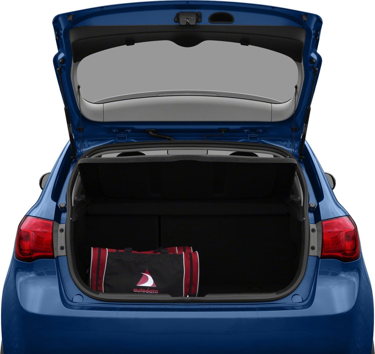 Open rear trunk space with a storage bag in a hatchback