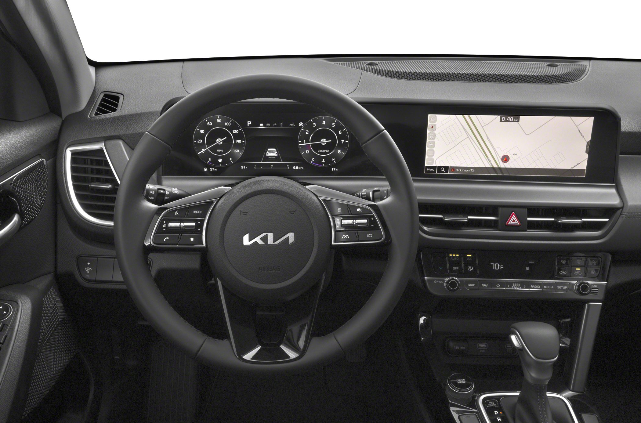 Digital instrument cluster and widescreen navigation display