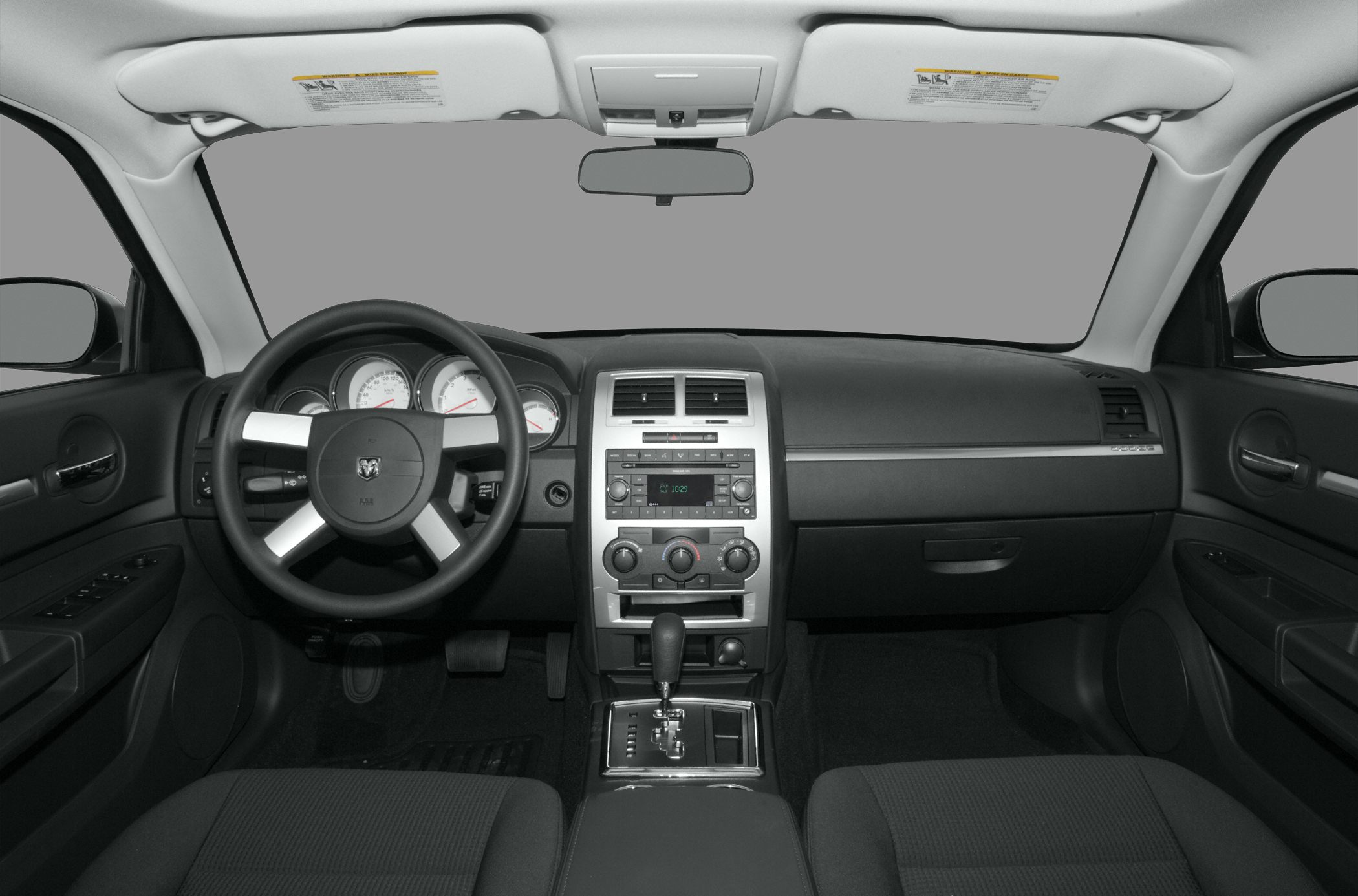 Dashboard and steering wheel with central console and automatic gear shift