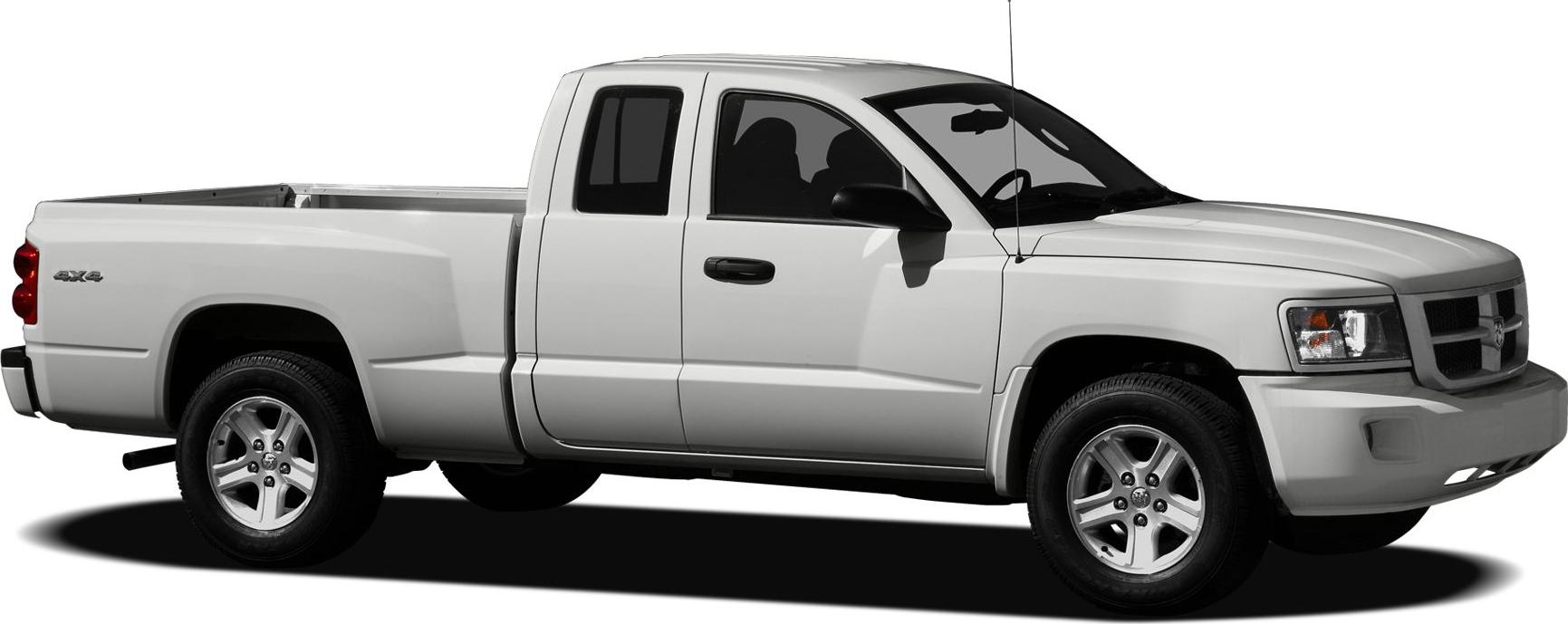 Extended cab pickup truck with 4x4 and alloy wheels