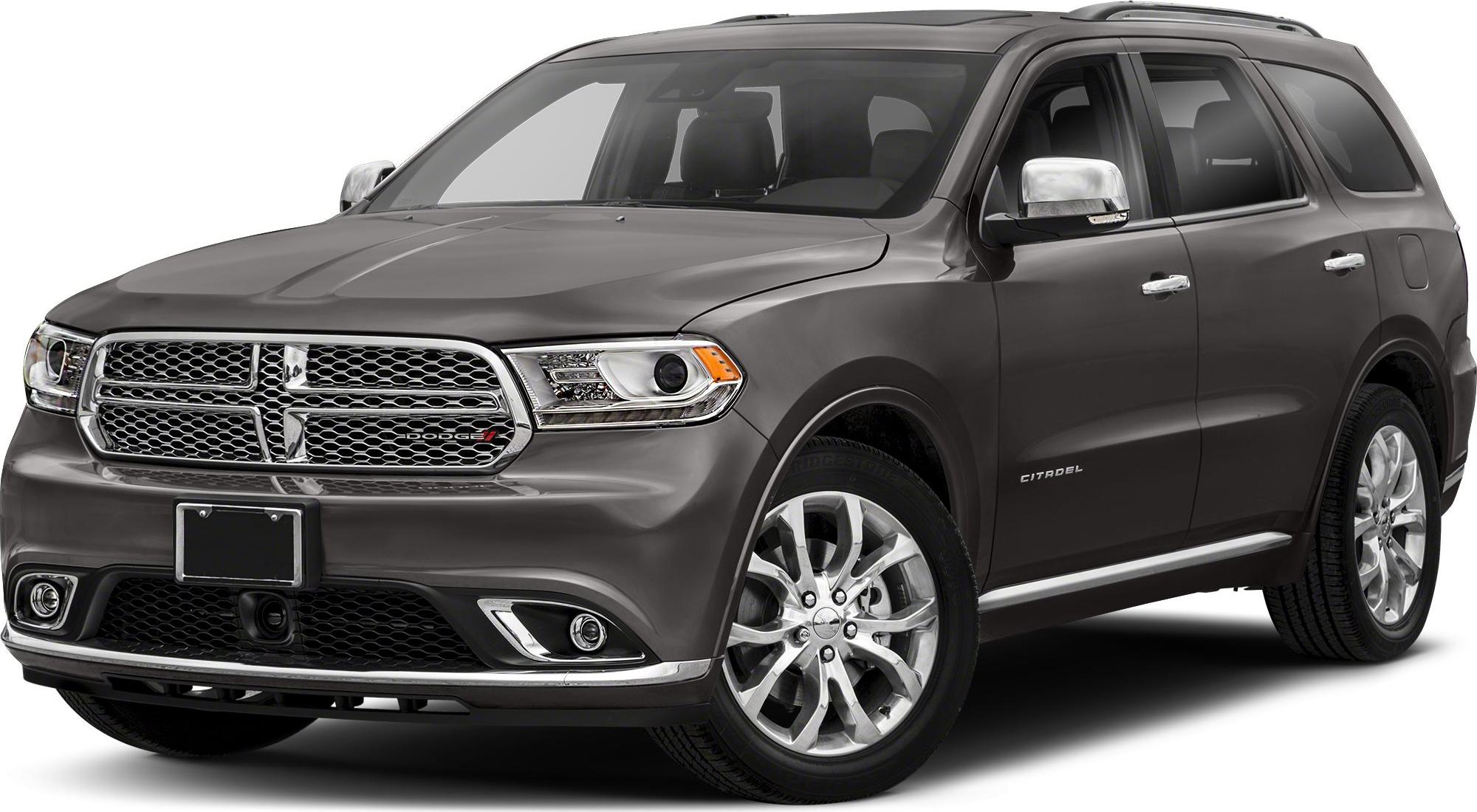 Front grille and headlamp design with chrome and fog lamps