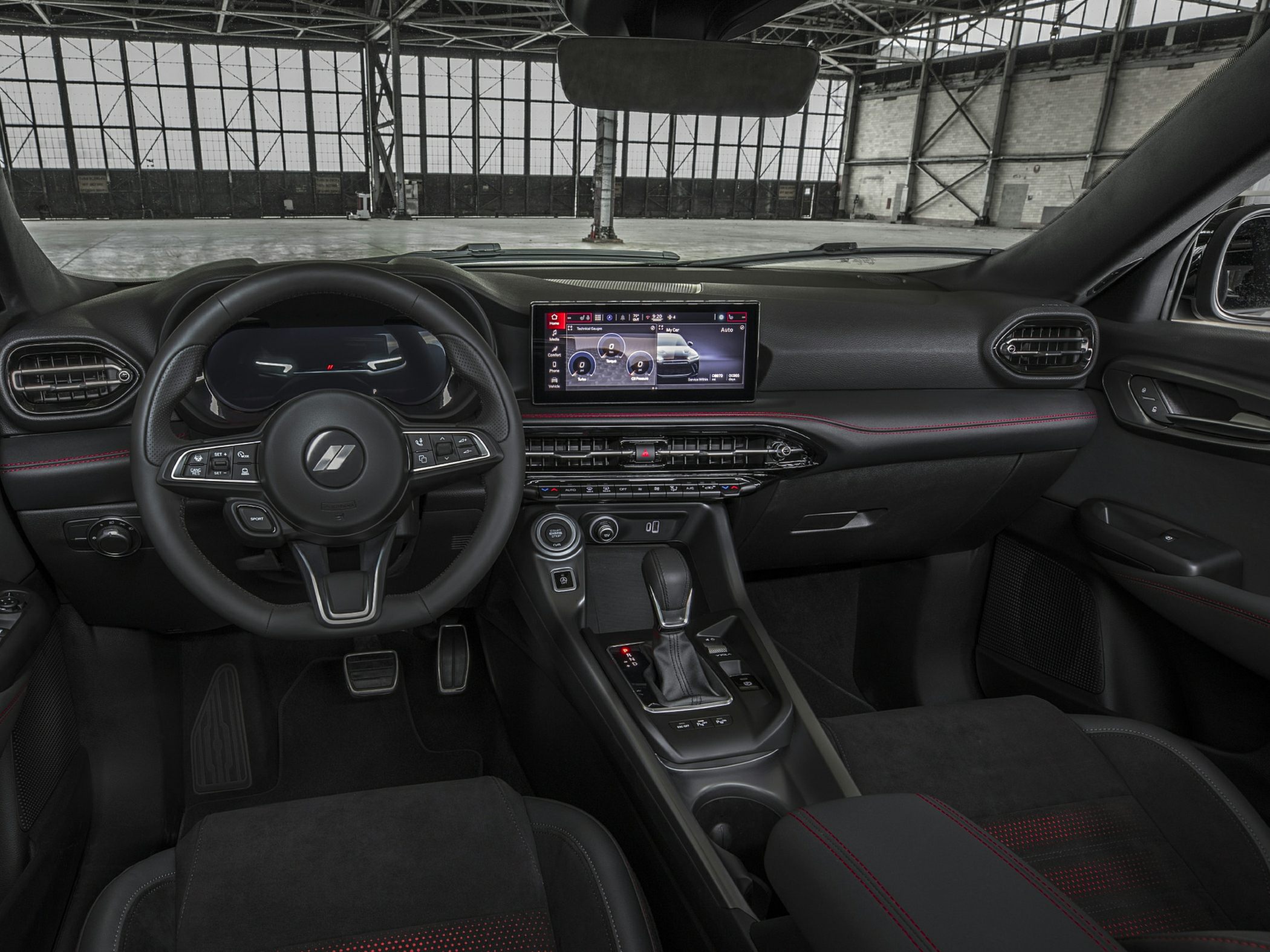 Digital instrument cluster and central touchscreen infotainment system
