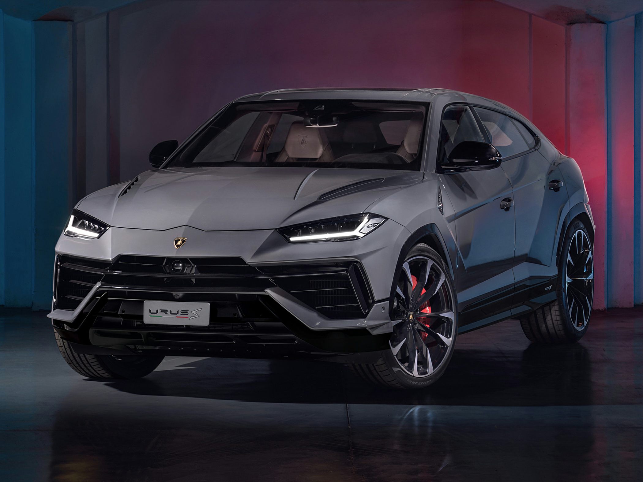 3/4 front-left view