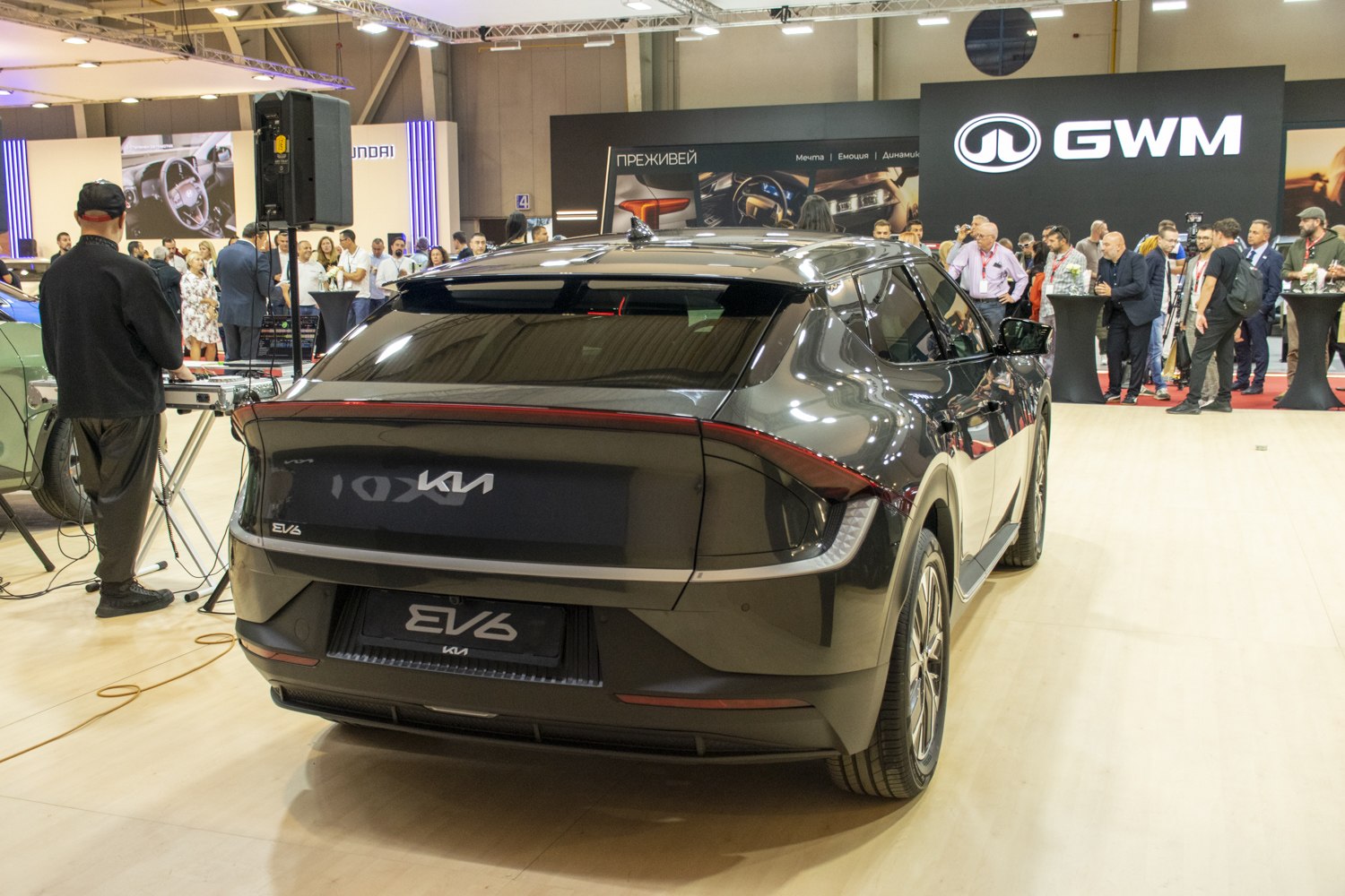 Sleek rear view with continuous LED taillight design