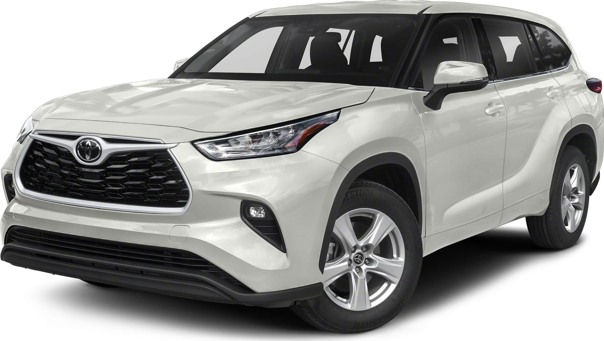 Sharp headlights and bold black hexagonal grille with alloy wheels.