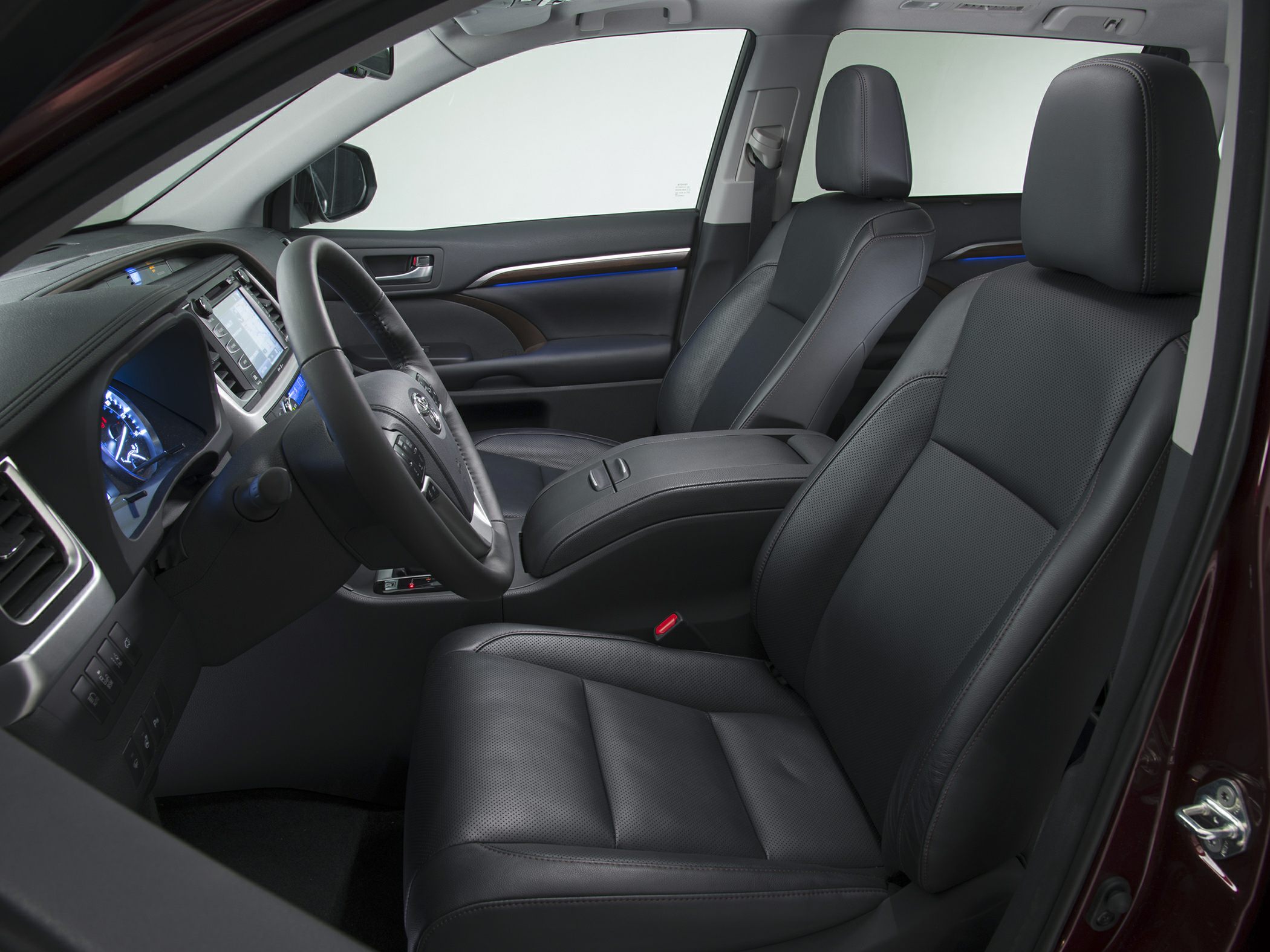 Leather seats and modern dashboard interior cabin