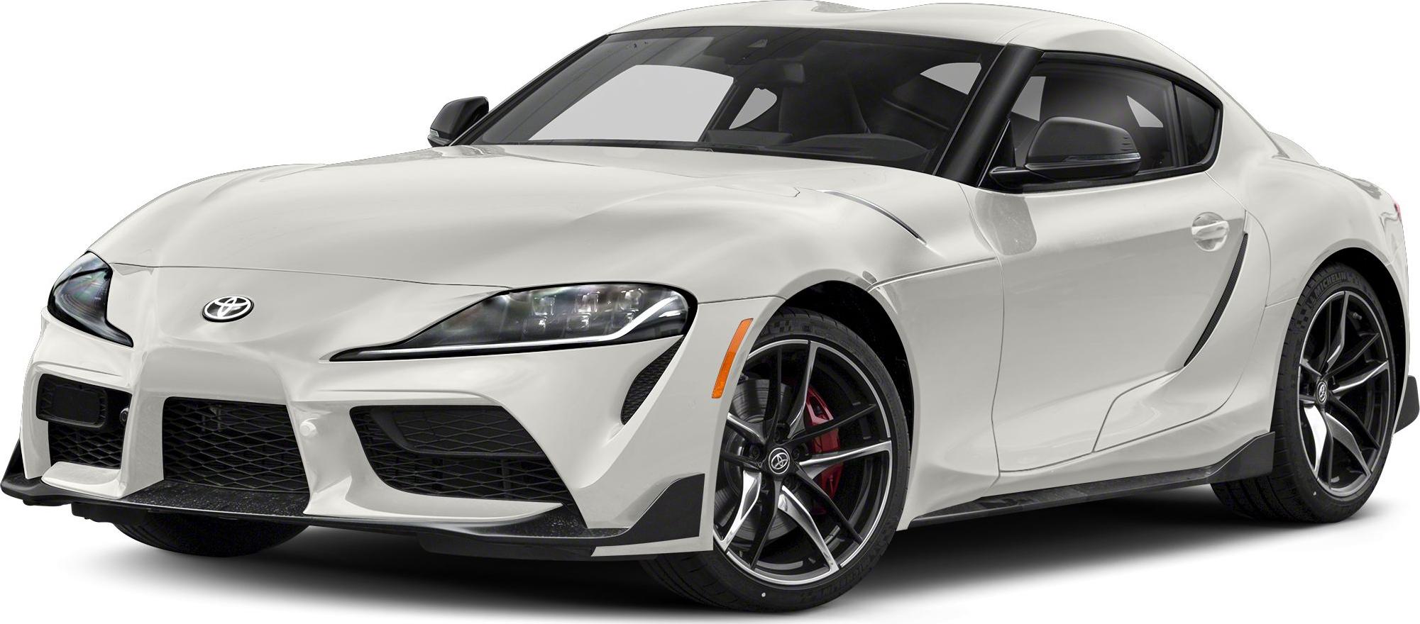 Front fascia with aerodynamic design and alloy wheels