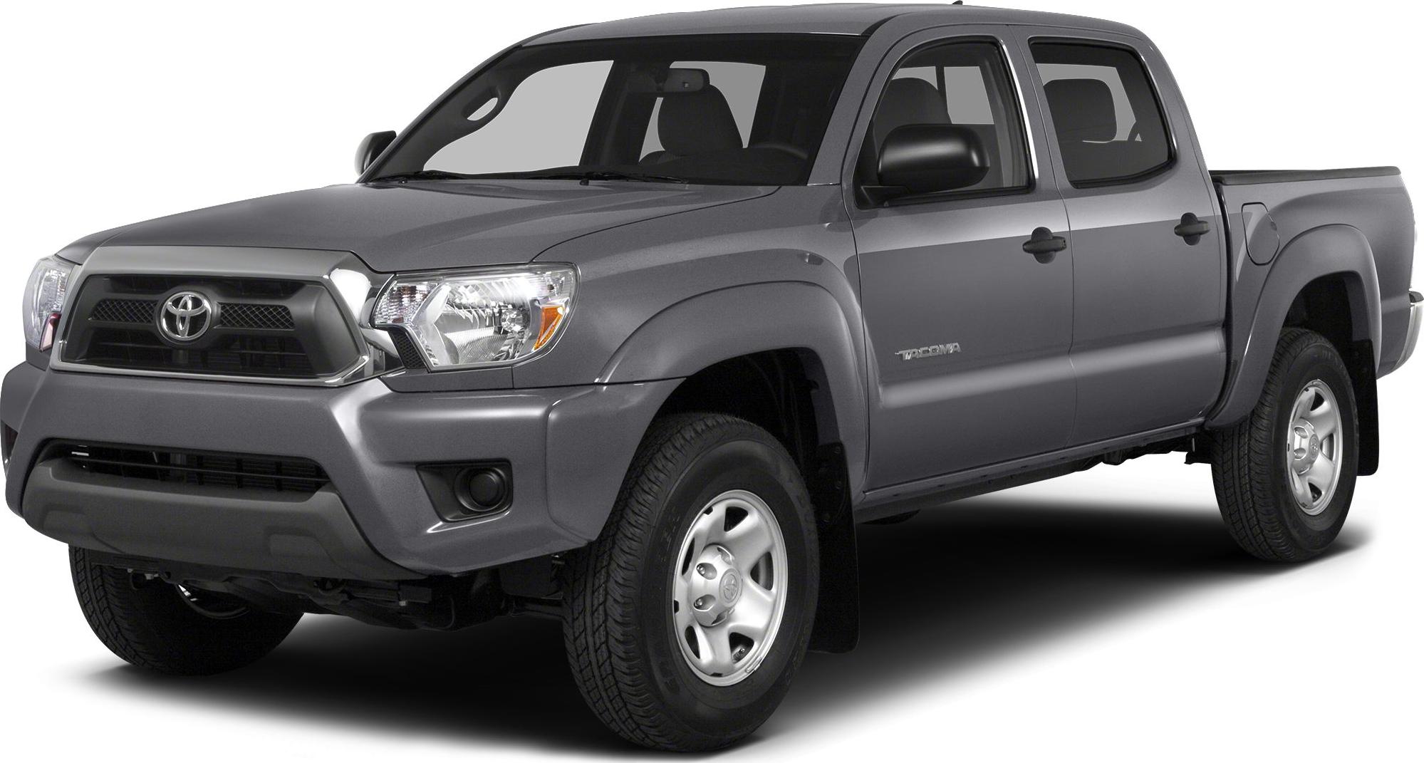 Front-side view of a midsize pickup truck with double cab and facelift design