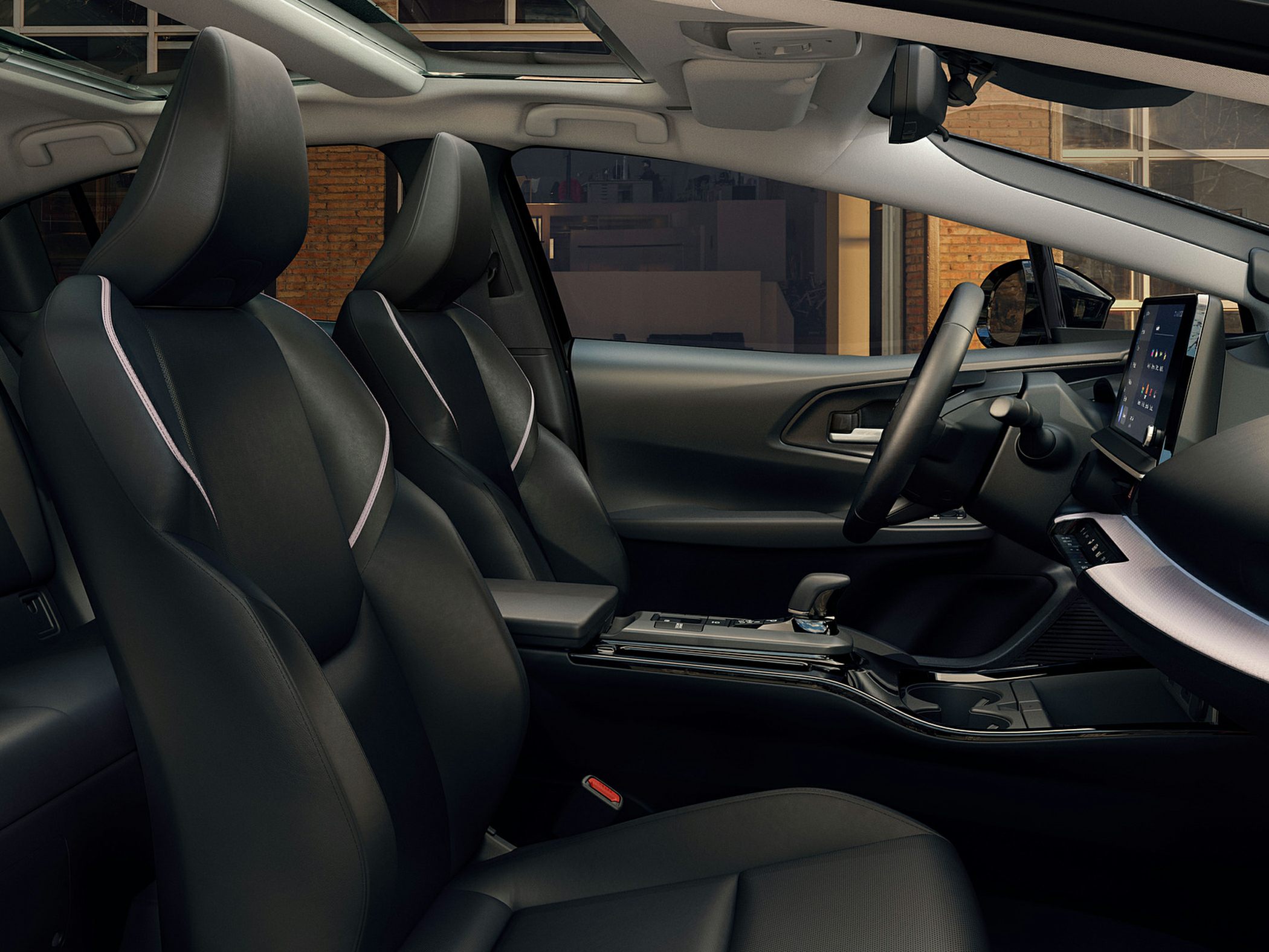 Leather seats with digital dashboard and center console