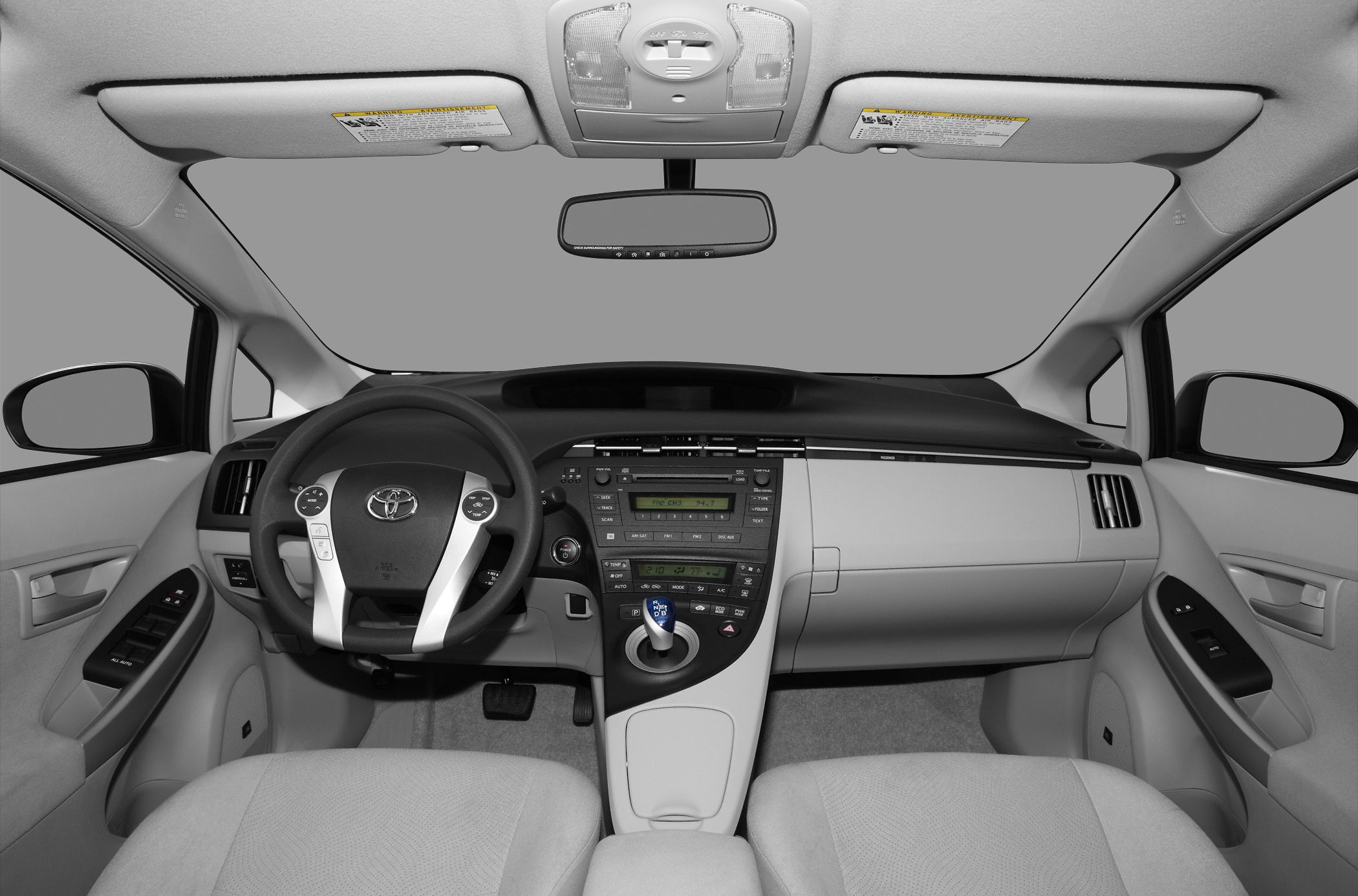Steering wheel, dashboard, and center console with hybrid gear shifter