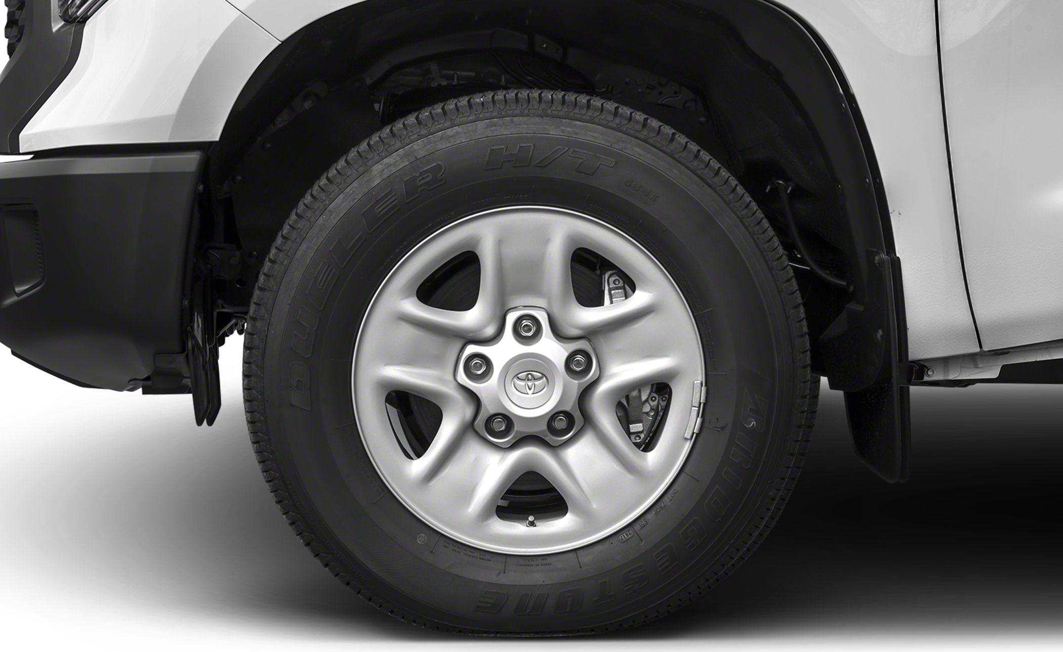 Close-up of 2018 pickup wheel and Bridgestone Dueler H/T tire