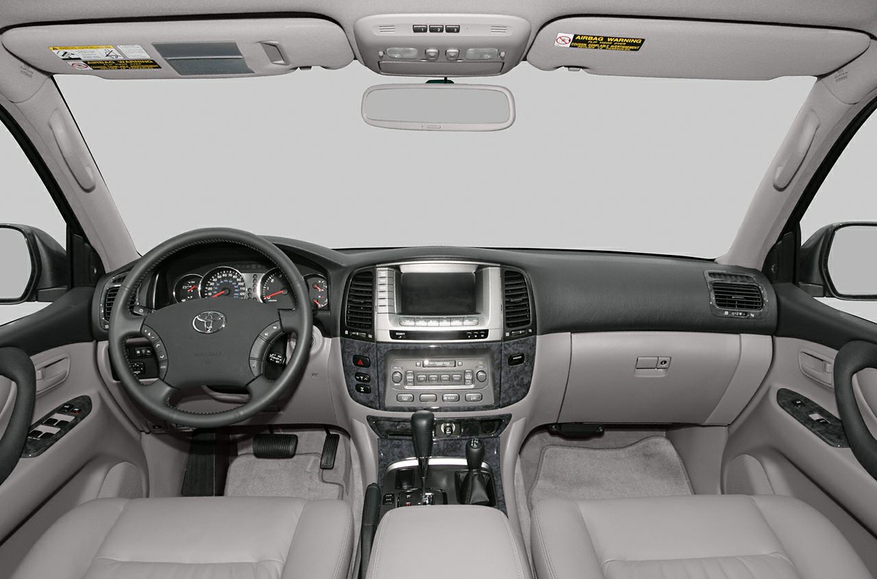 Dashboard and steering wheel with central console and control buttons