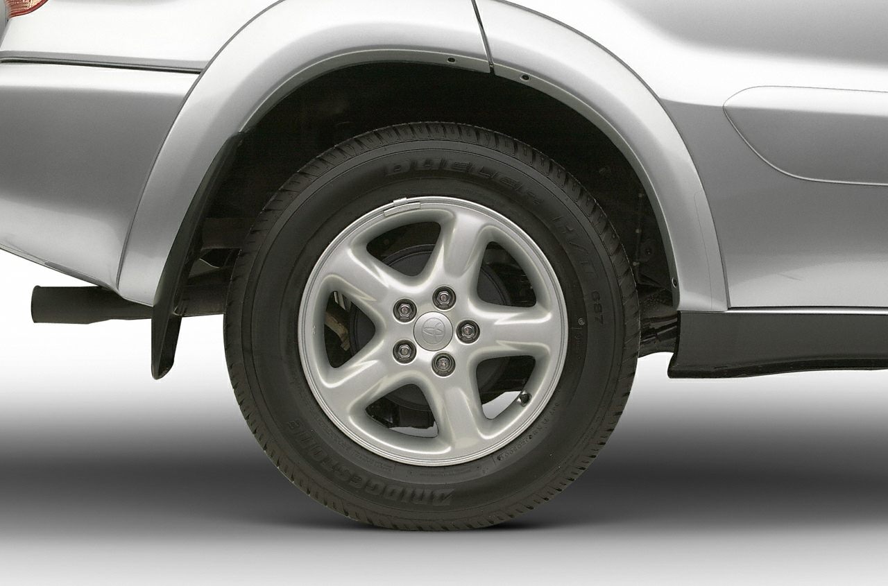 Close-up of alloy wheel with Bridgestone Dueler tire