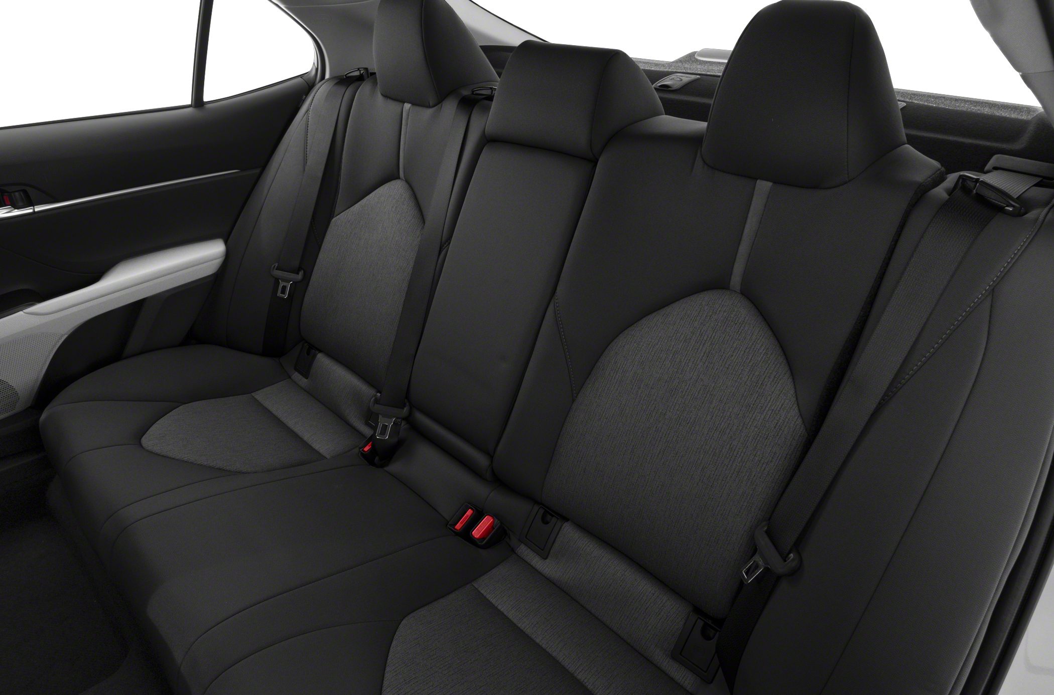 Rear seats with fabric-leather upholstery and seat belts
