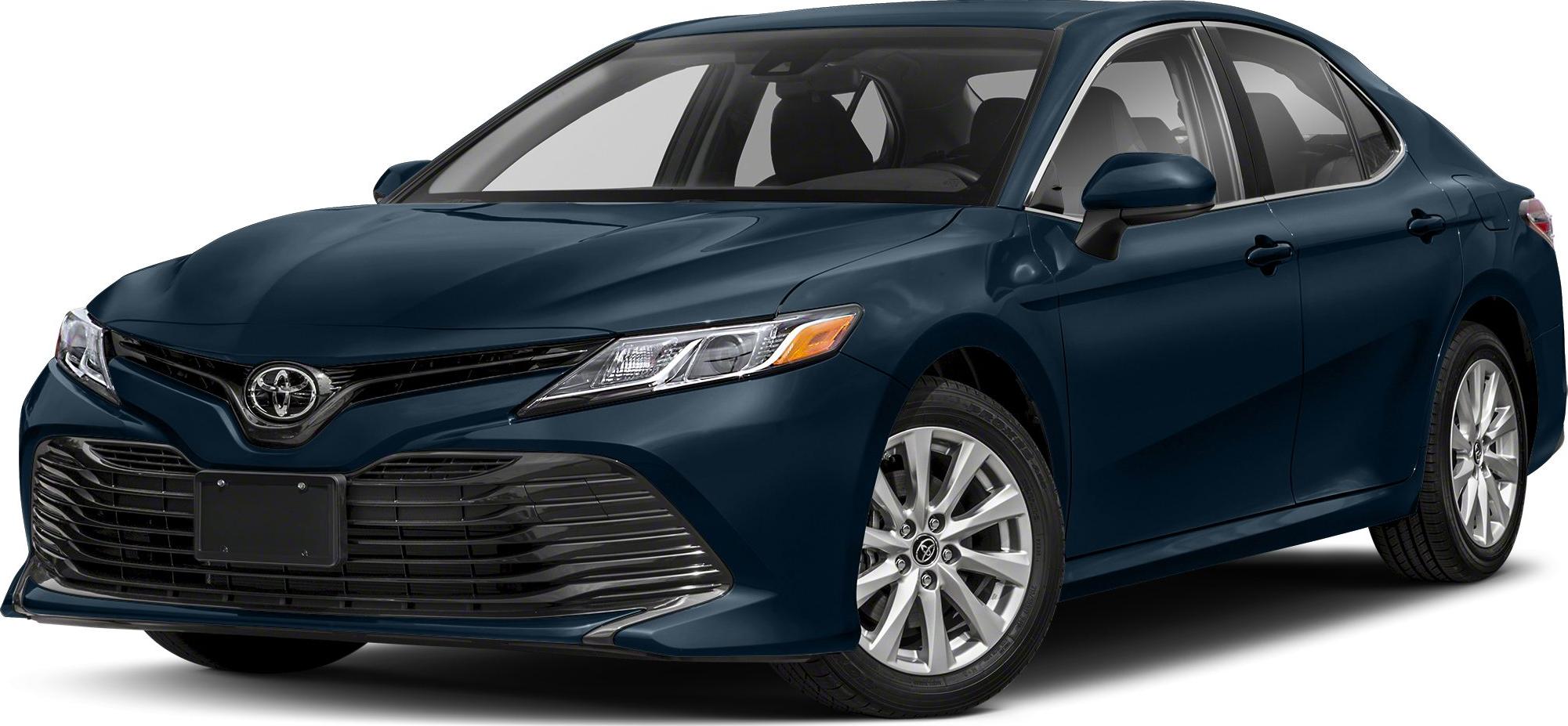 Front grille and headlight close-up on a mid-size sedan