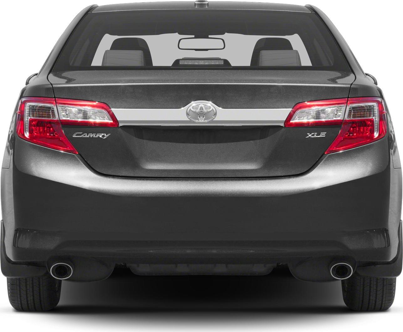 Rear view with dual exhaust and distinctive tail lamps
