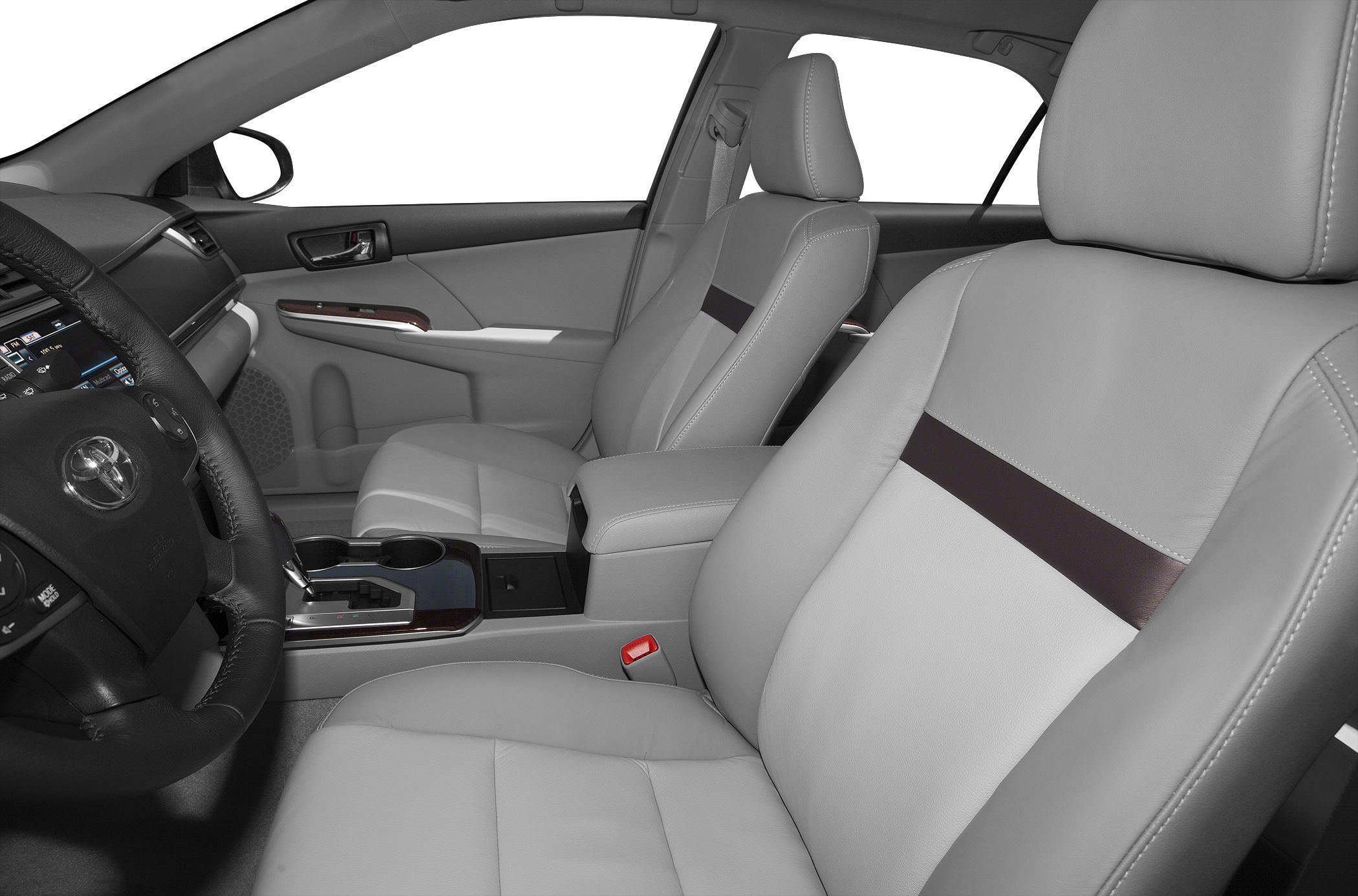 Leather seats and dashboard with center console