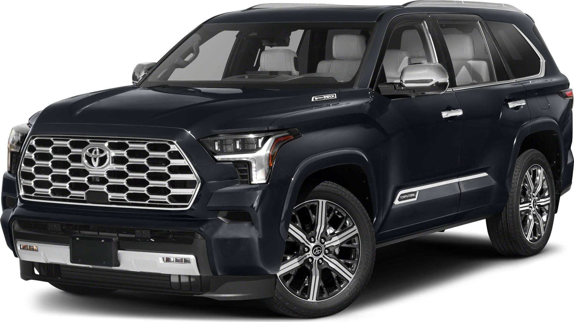 SUV front with hexagonal grille and side chrome accents