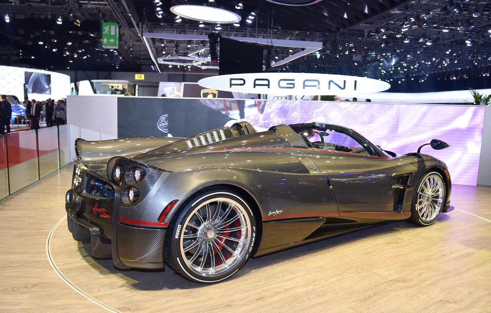 Carbon fiber body and convertible supercar design