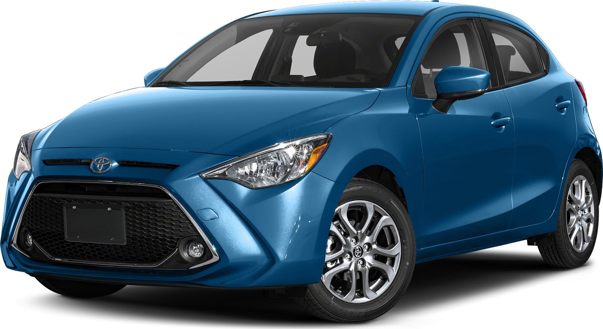 Front angle with honeycomb grille and sleek headlights