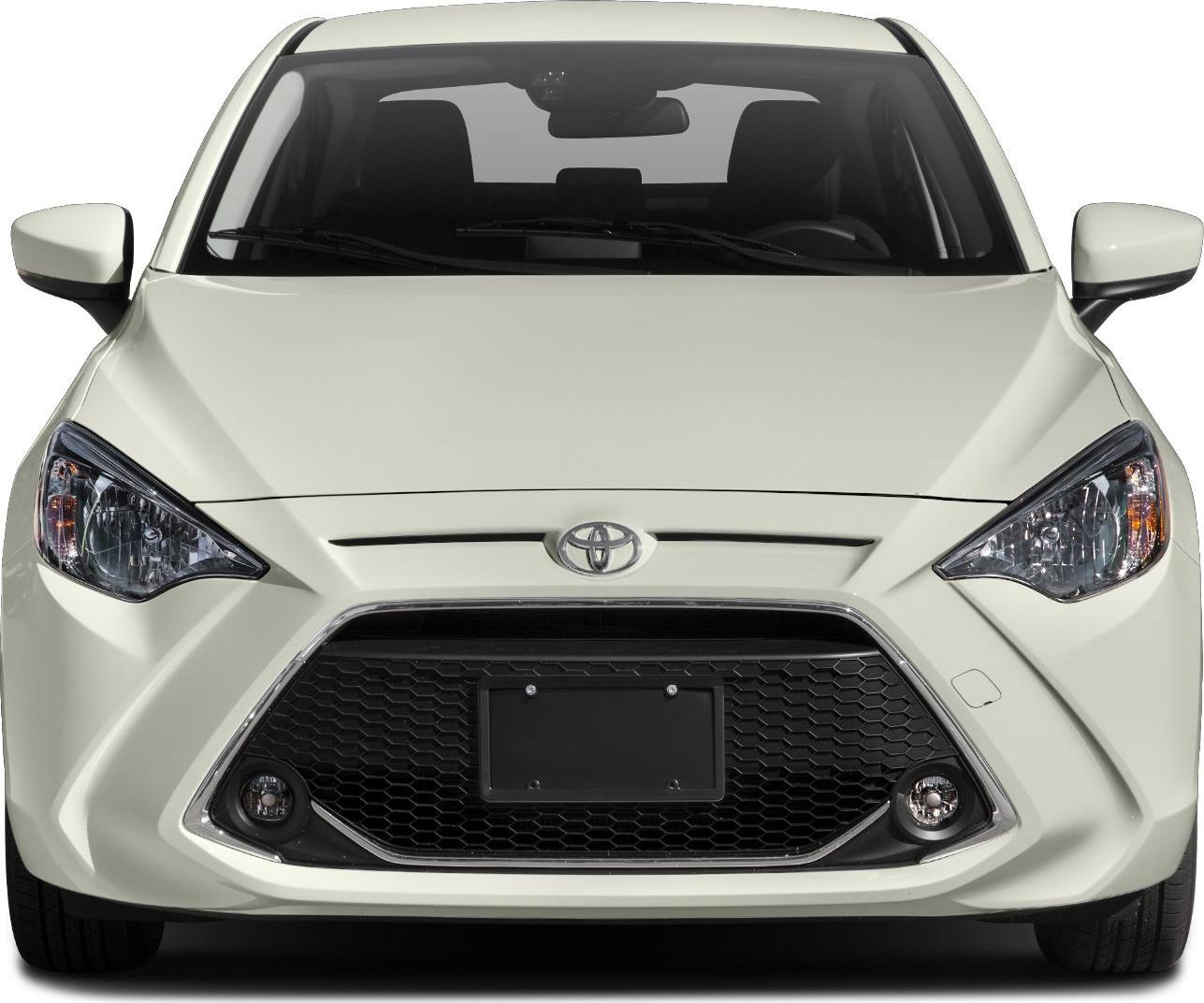 Front view featuring hexagonal grille and sleek headlights