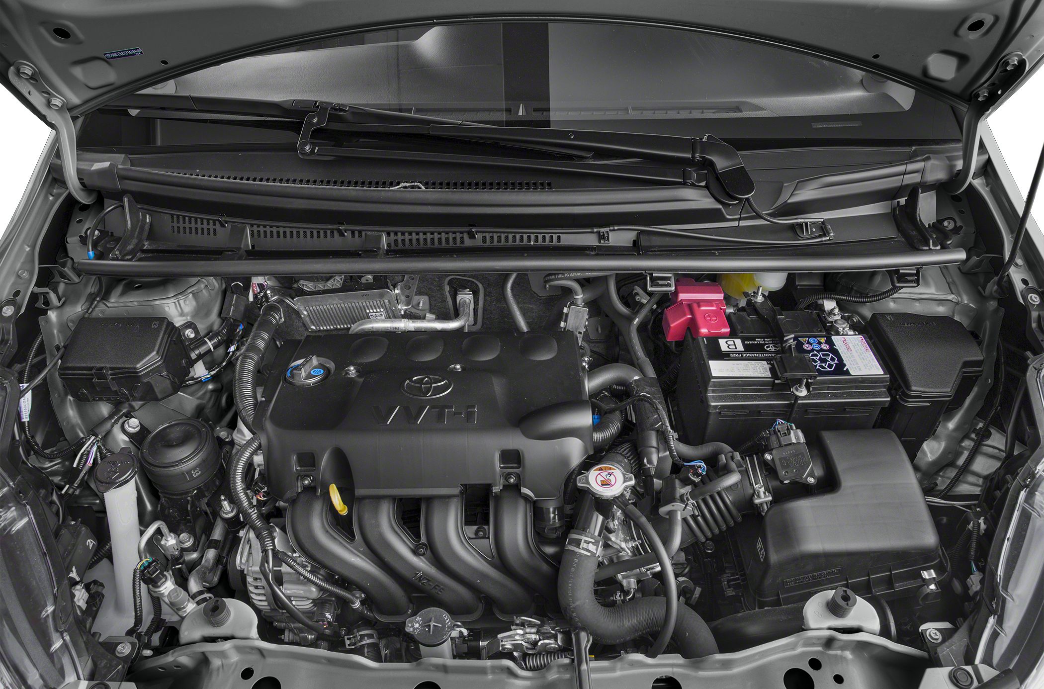 Compact VVT-i engine and car battery in engine bay