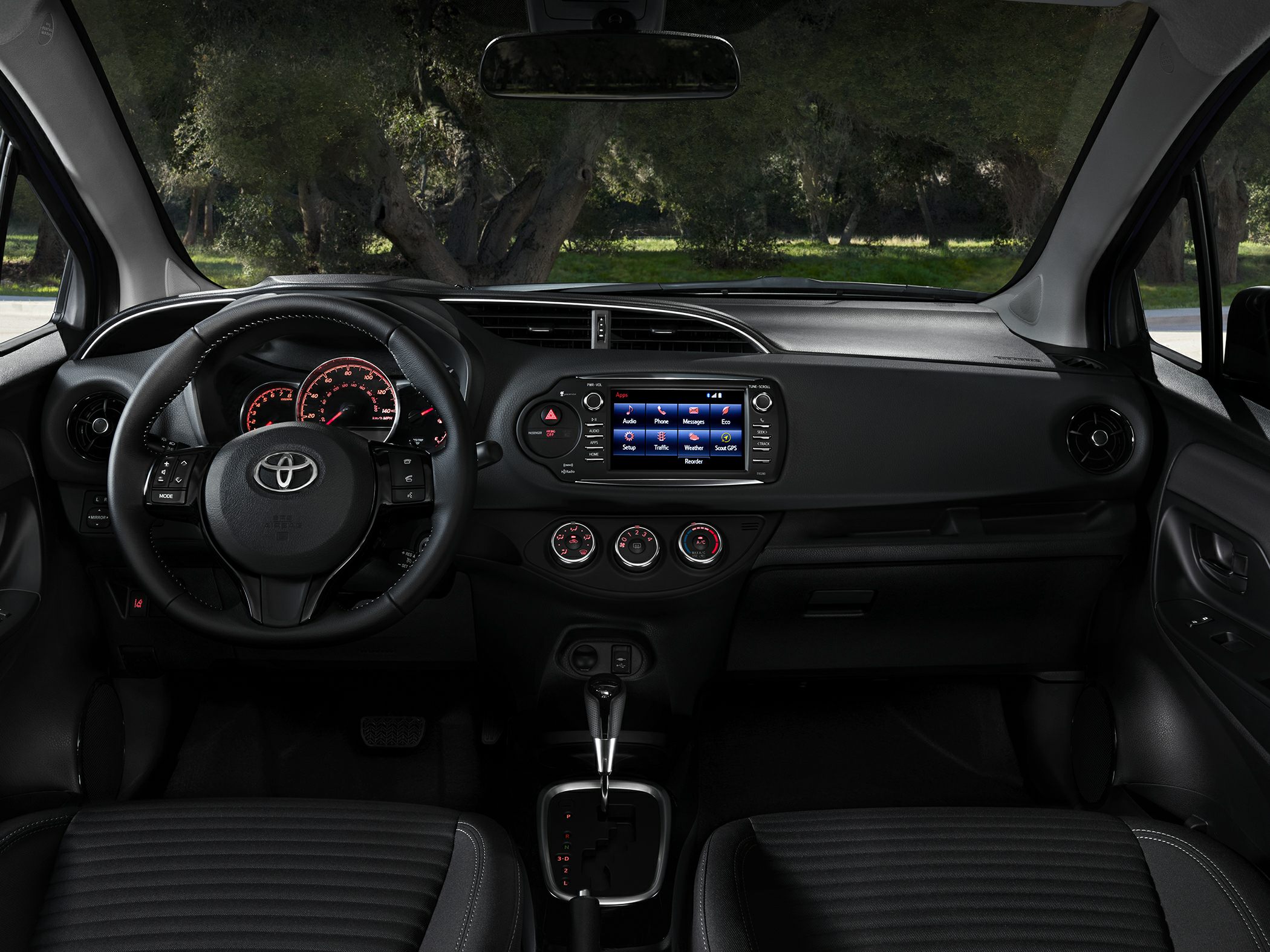 Digital instrument cluster, touchscreen infotainment, steering wheel, automatic gear shift