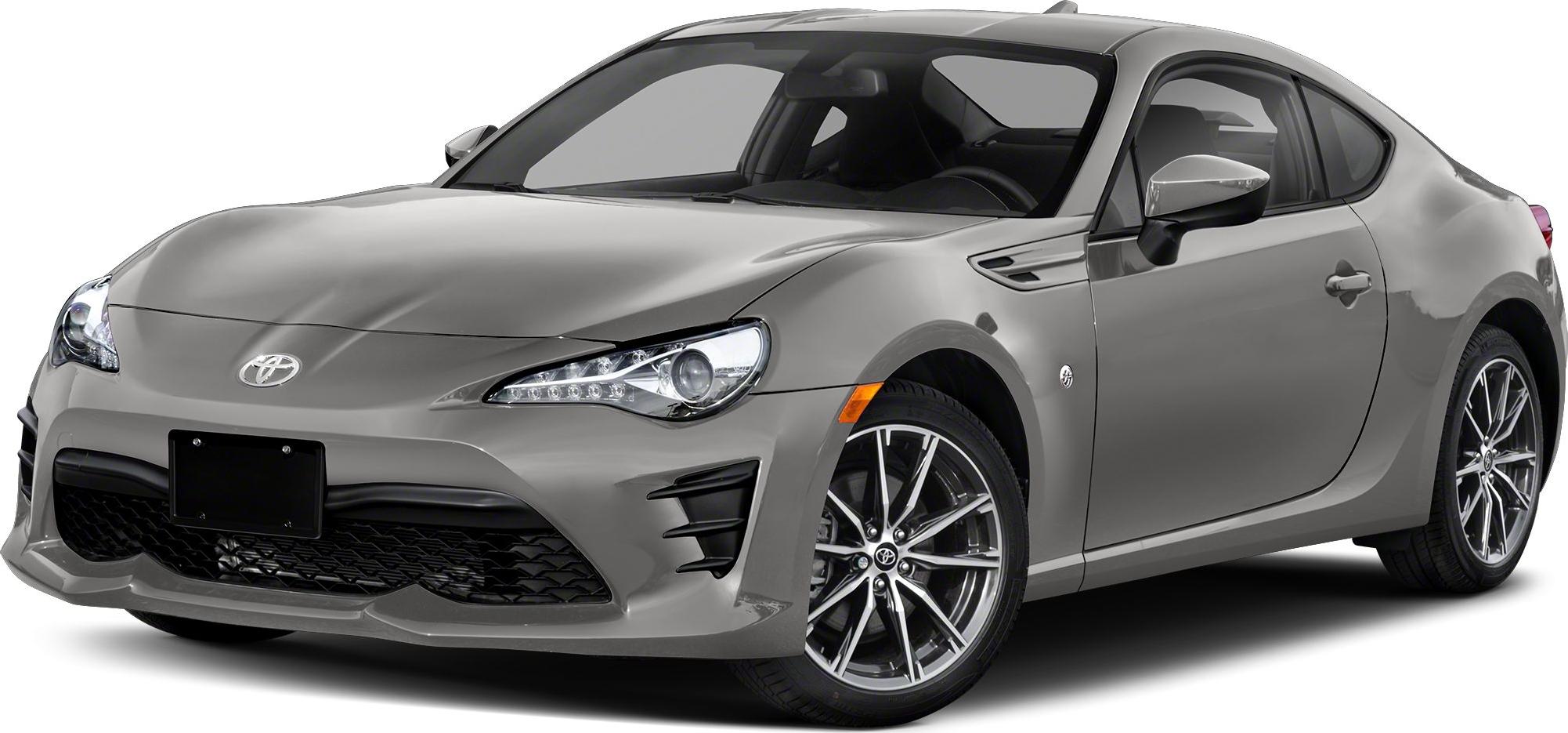 Front view with LED headlights and alloy wheels