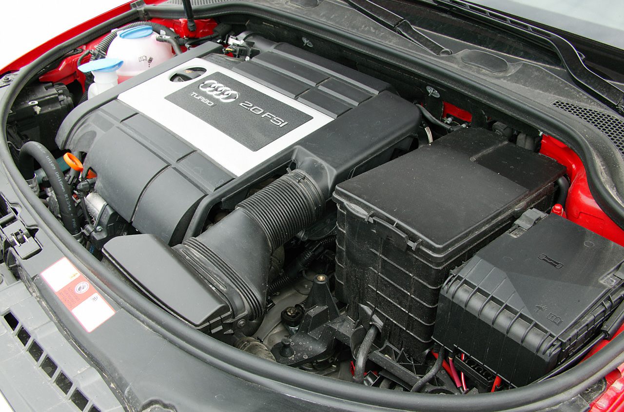 2.0 FSI turbo engine layout with intake and battery components