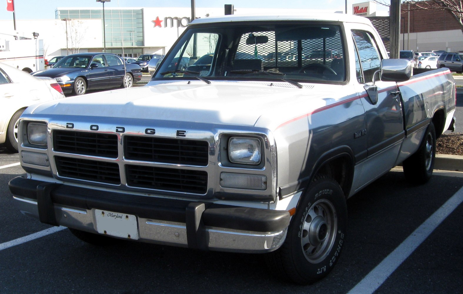Front grille and square headlight design of vintage pickup truck