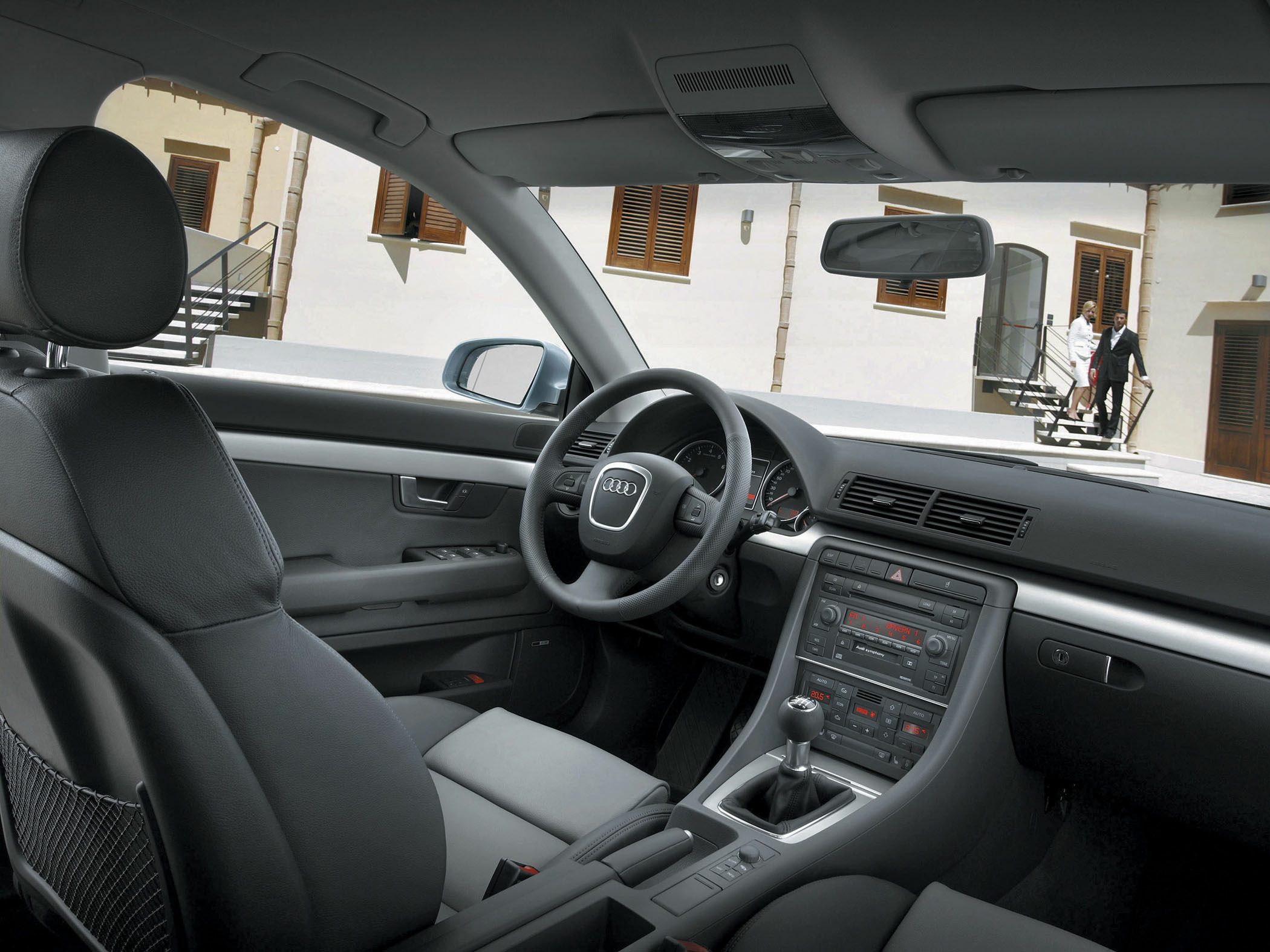 Classic dashboard and manual transmission gear stick interior