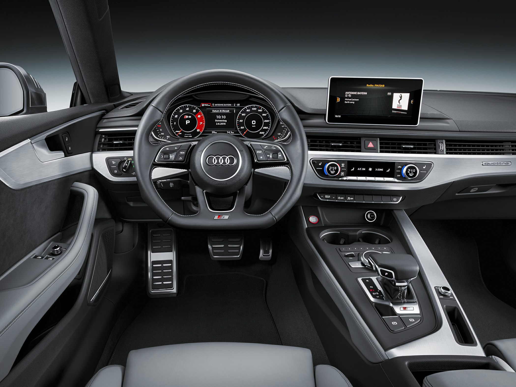 Digital dashboard, multifunction steering wheel, and advanced infotainment center