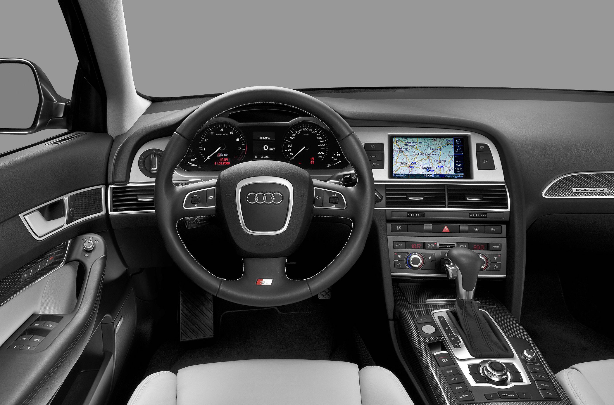 Audi S6 4F facelift dashboard and interior controls