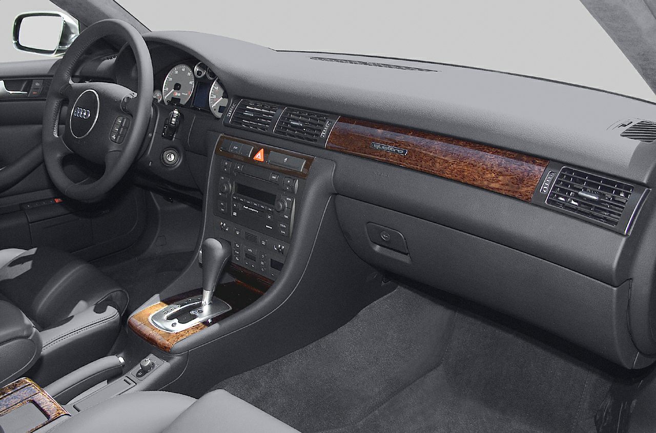 Dashboard and center console with wood trim and automatic gear shift