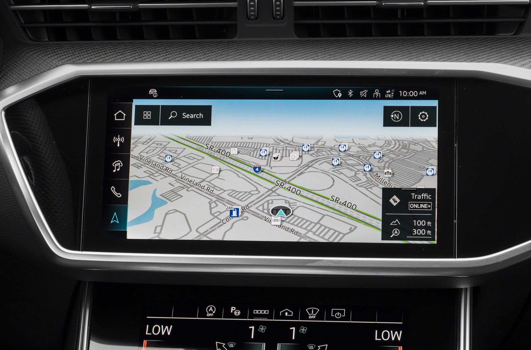 Touchscreen infotainment system with digital navigation map