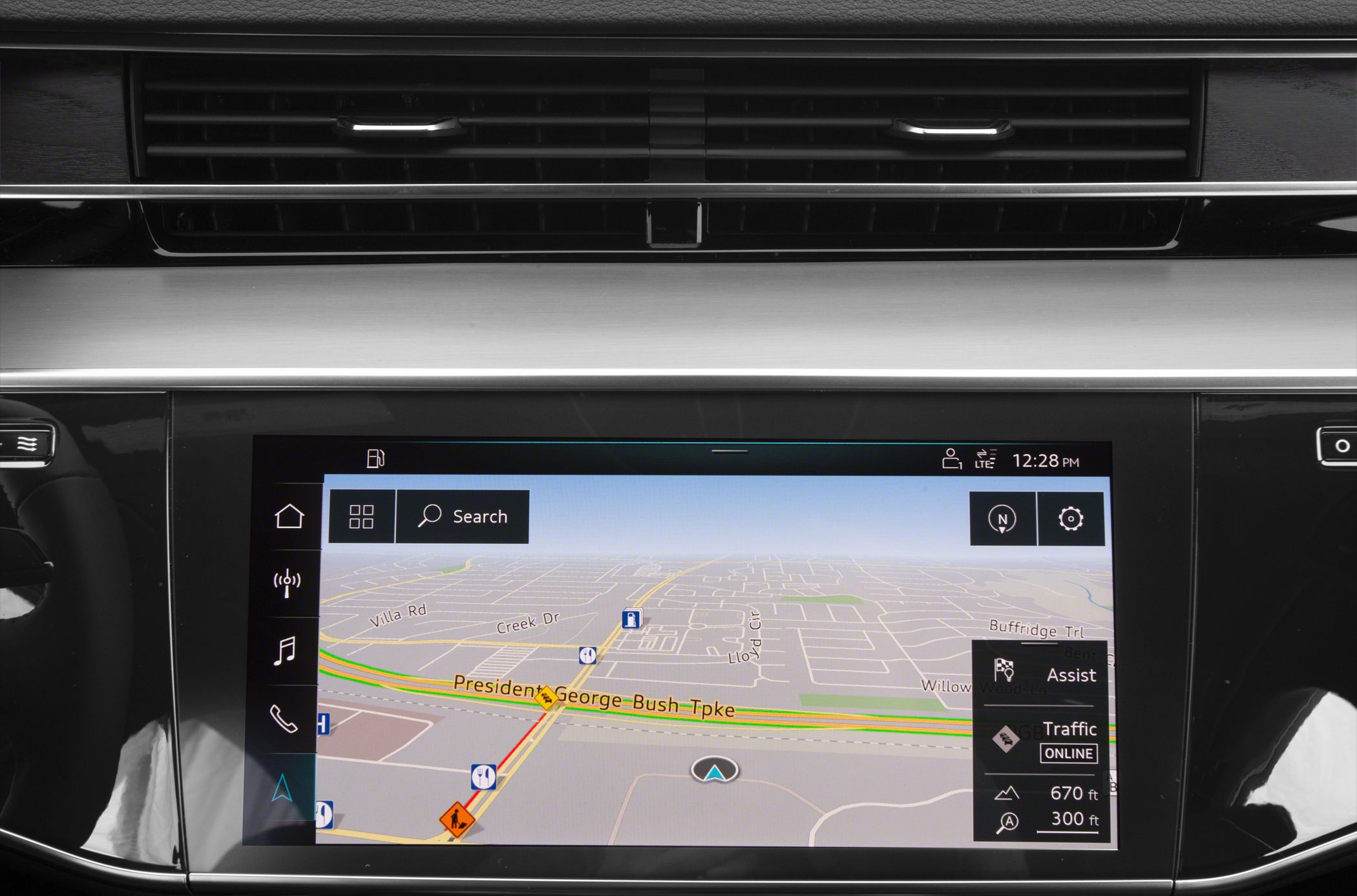 Advanced touchscreen navigation system with traffic updates and map display