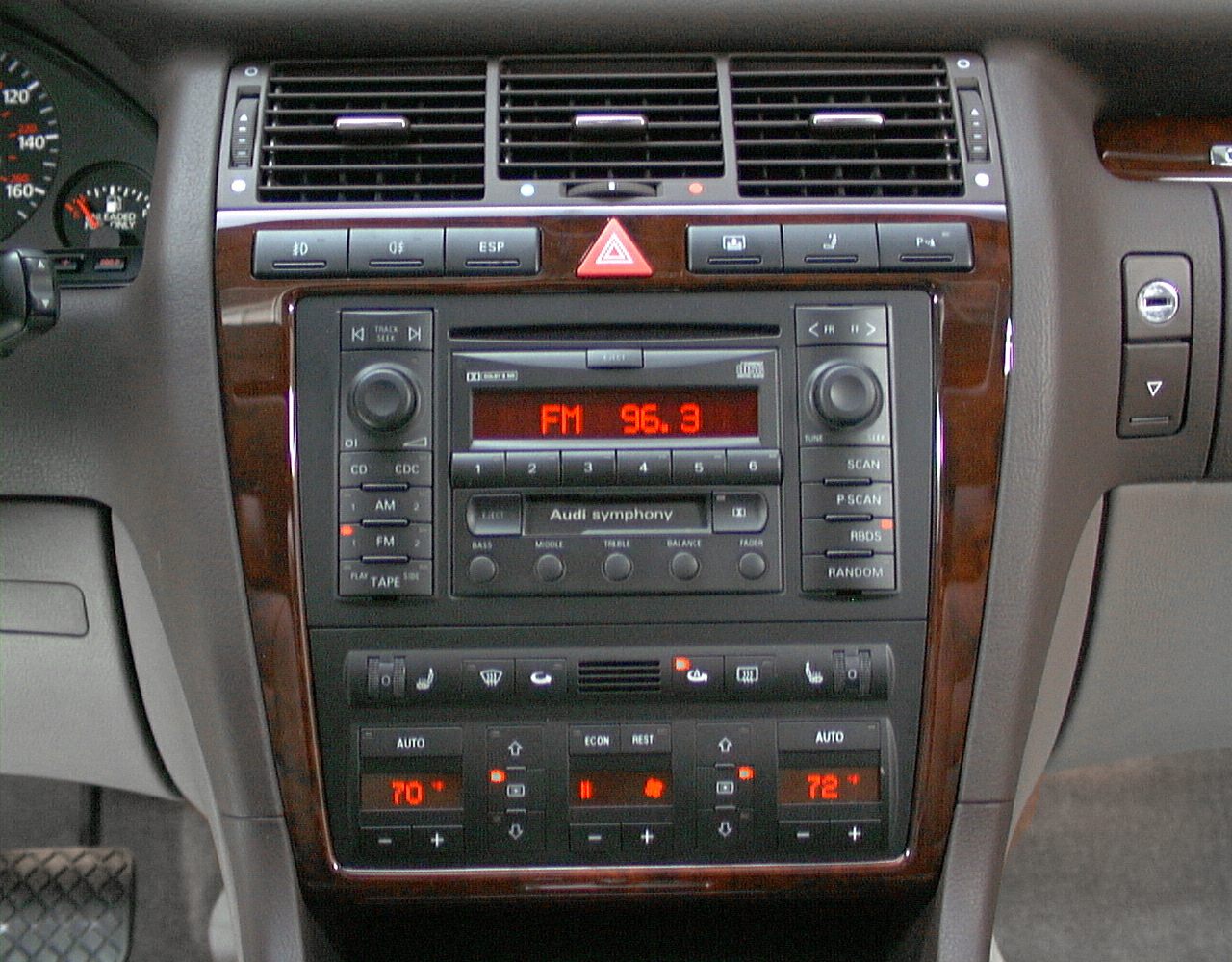 Interior console with Audi Symphony radio and climate control.
